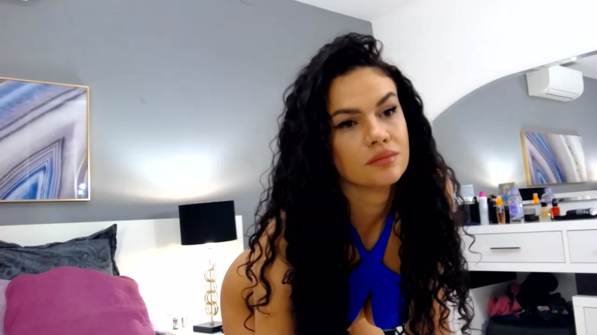 Gallery image thumbnail from Sophiejoulia's myfreecams stream on, 01/27/2023, 01:41 image 1 of 20