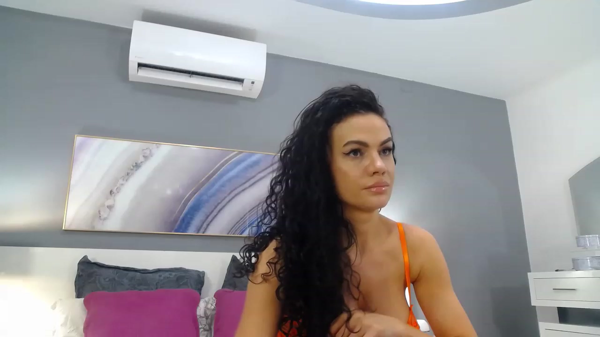 Gallery image thumbnail from Sophiejoulia's myfreecams stream on, 02/23/2023, 20:42 image 1 of 20