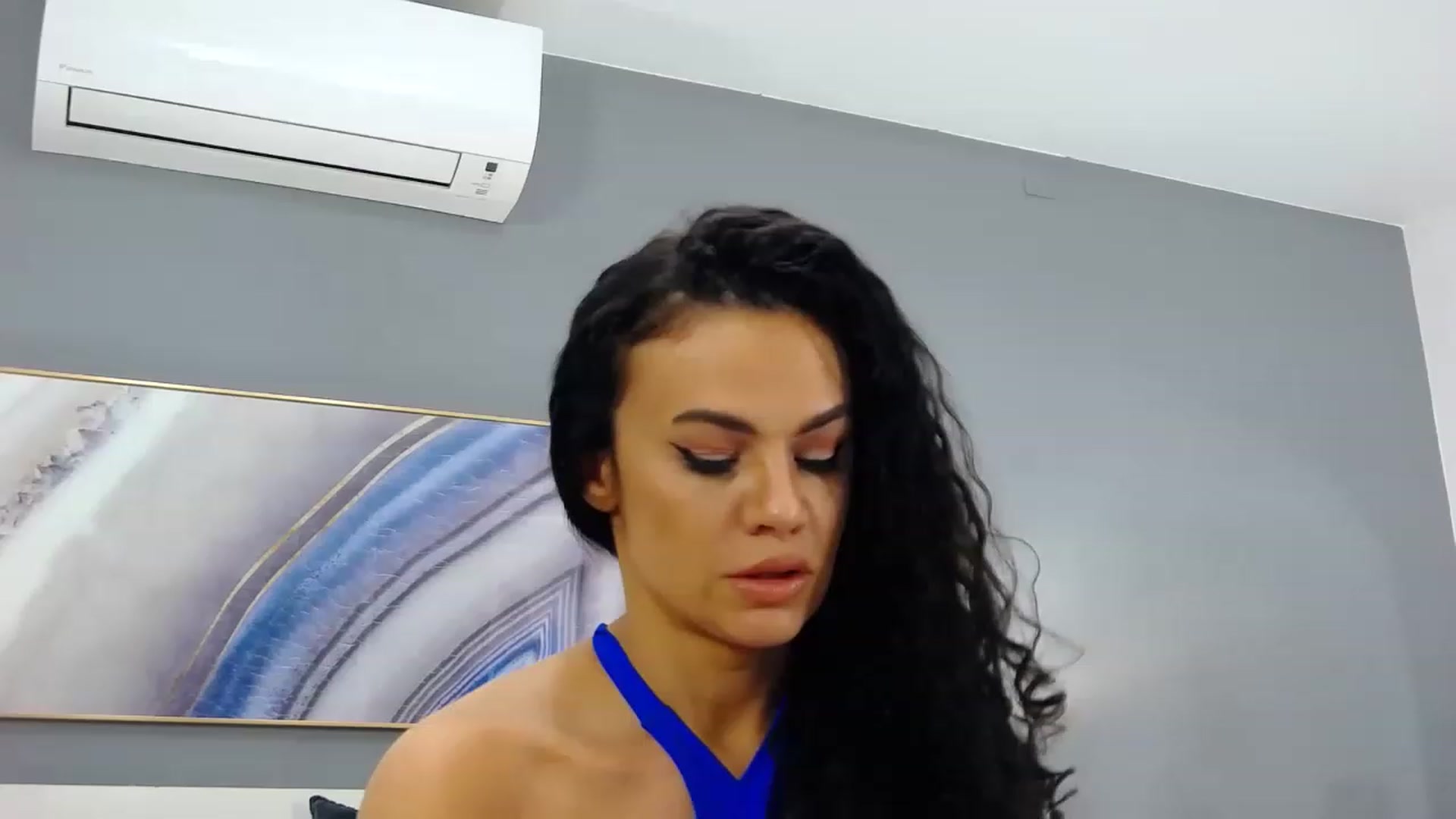 Gallery image thumbnail from Sophiejoulia's myfreecams stream on, 02/26/2023, 19:10 image 2 of 20