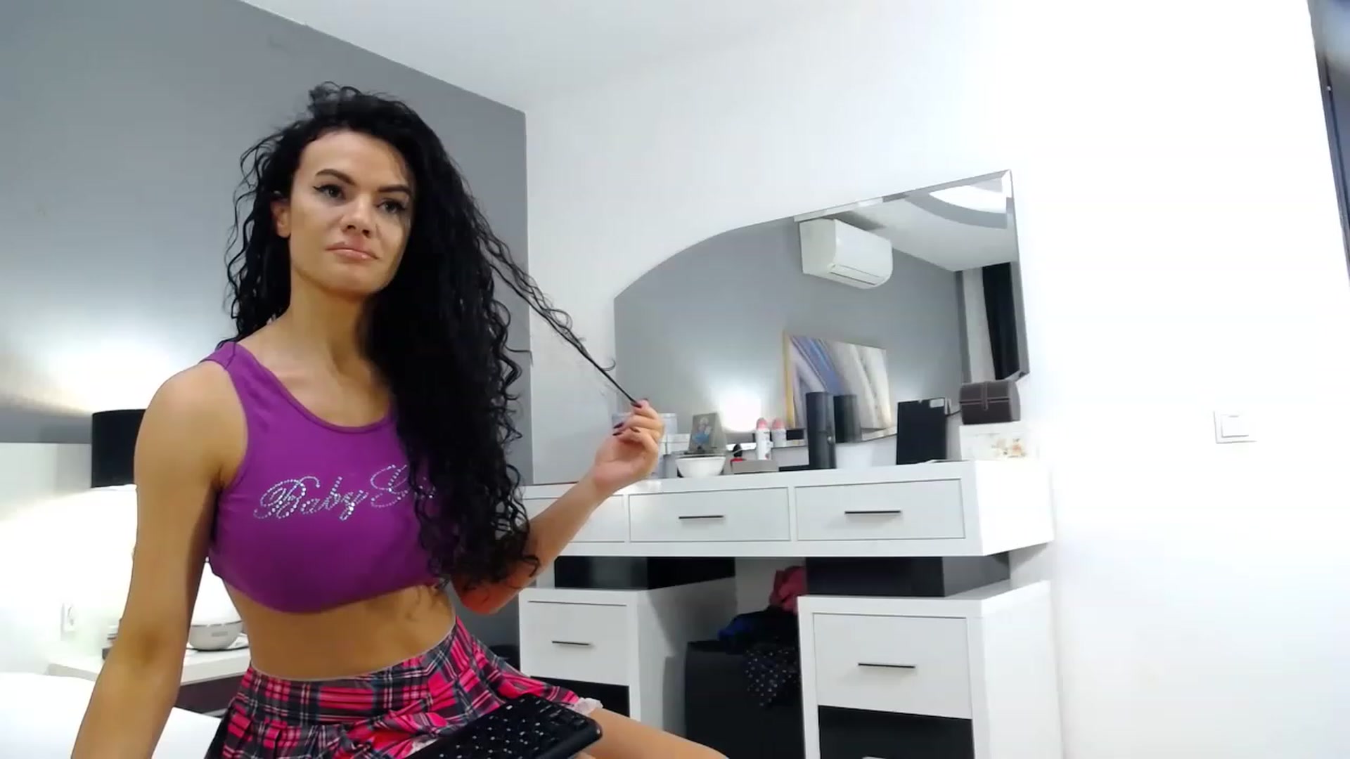 Gallery image thumbnail from Sophiejoulia's myfreecams stream on, 03/06/2023, 21:06 image 17 of 20