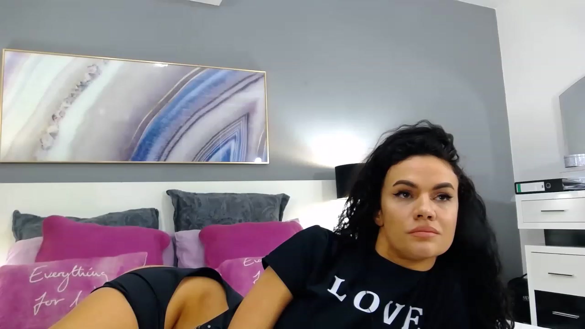 Gallery image thumbnail from Sophiejoulia's myfreecams stream on, 03/10/2023, 21:22 image 11 of 20