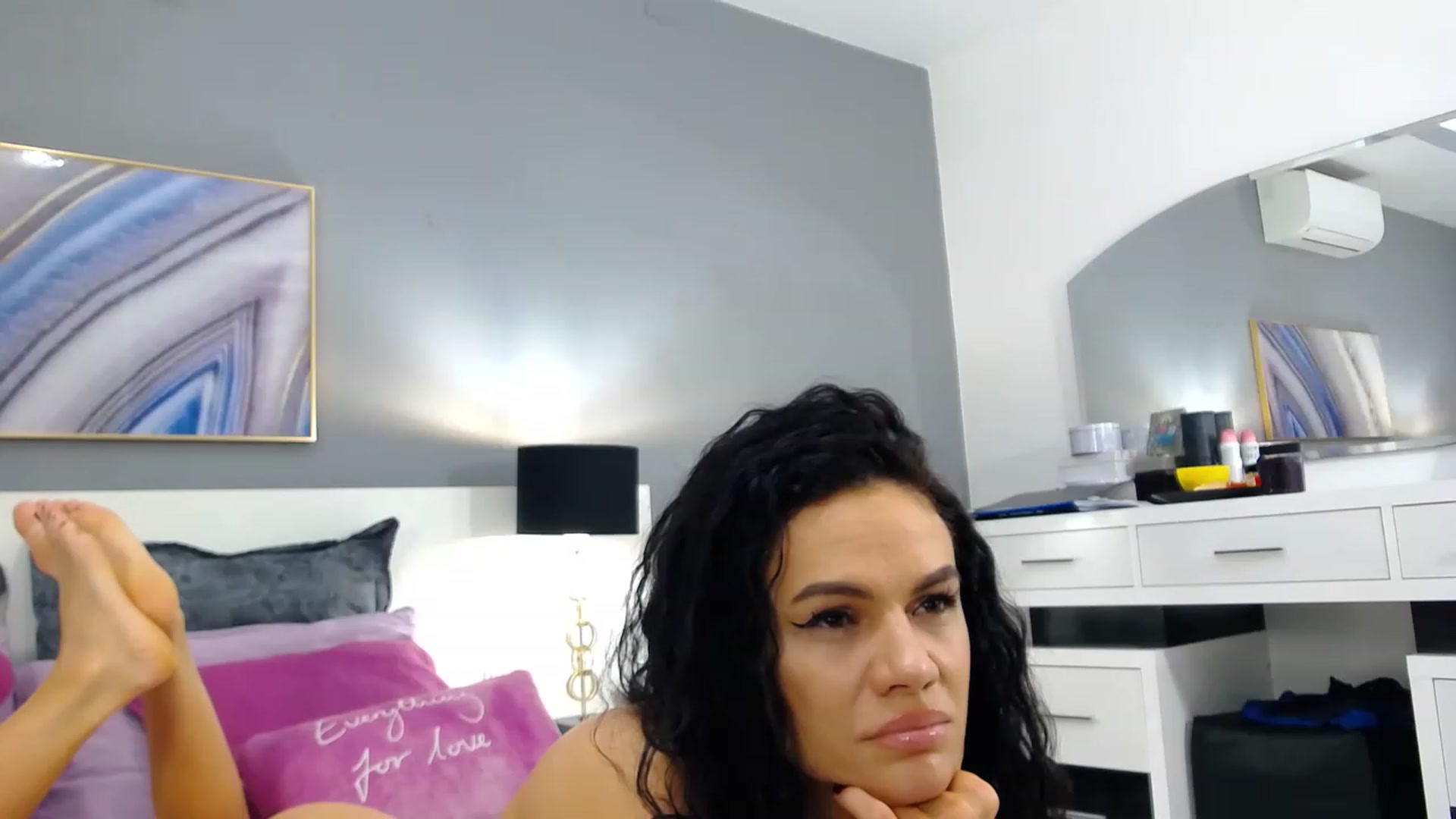Gallery image thumbnail from Sophiejoulia's myfreecams stream on, 03/12/2023, 01:46 image 12 of 20