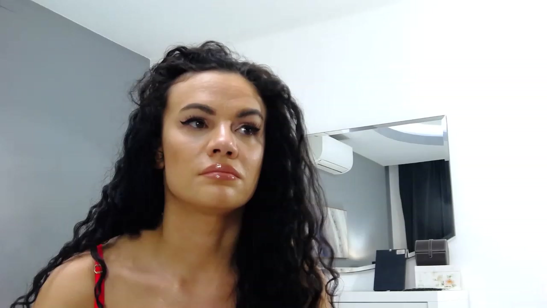 Gallery image thumbnail from Sophiejoulia's myfreecams stream on, 04/22/2023, 18:24 image 4 of 20