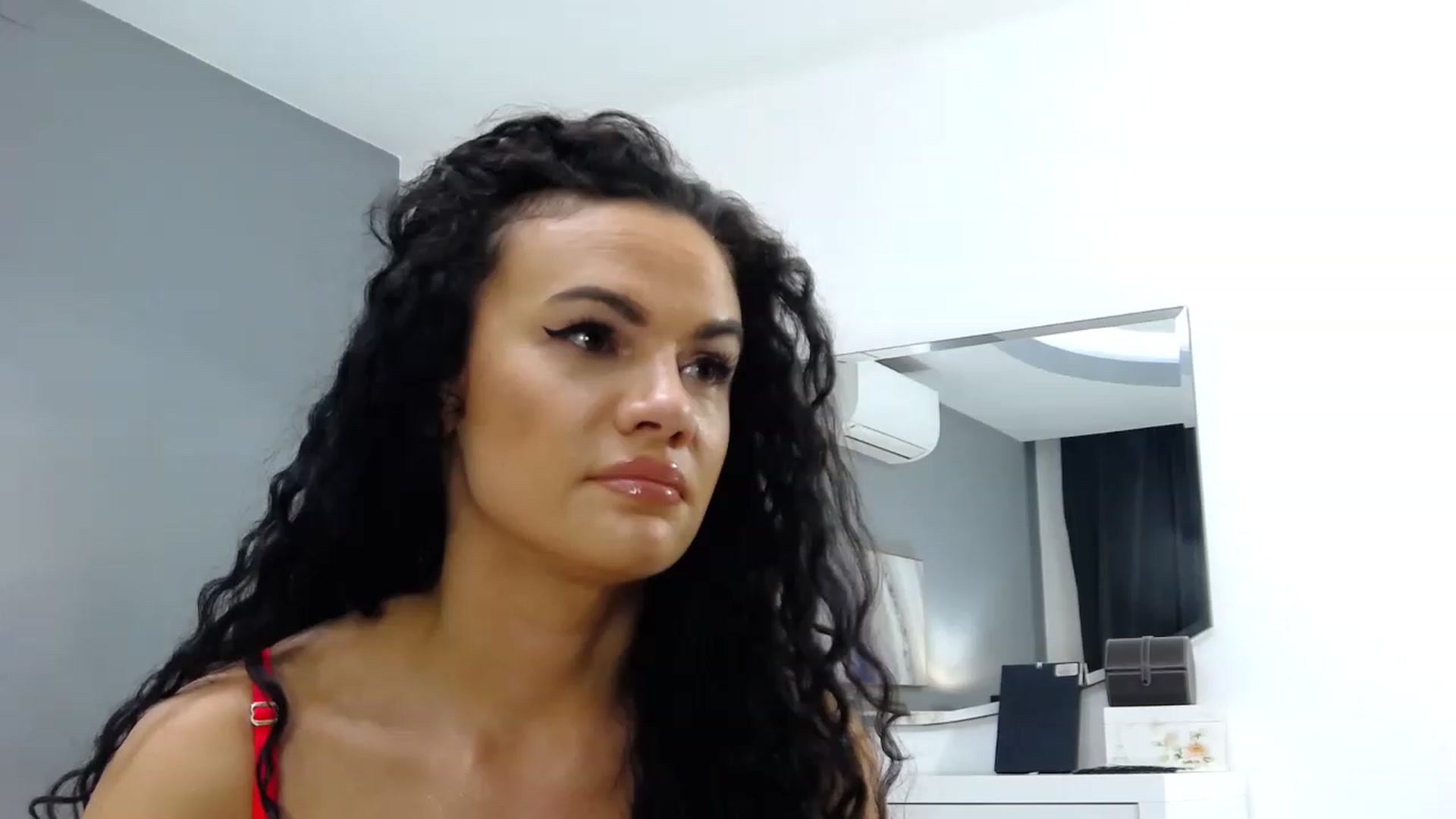 Gallery image thumbnail from Sophiejoulia's myfreecams stream on, 04/22/2023, 18:24 image 3 of 20