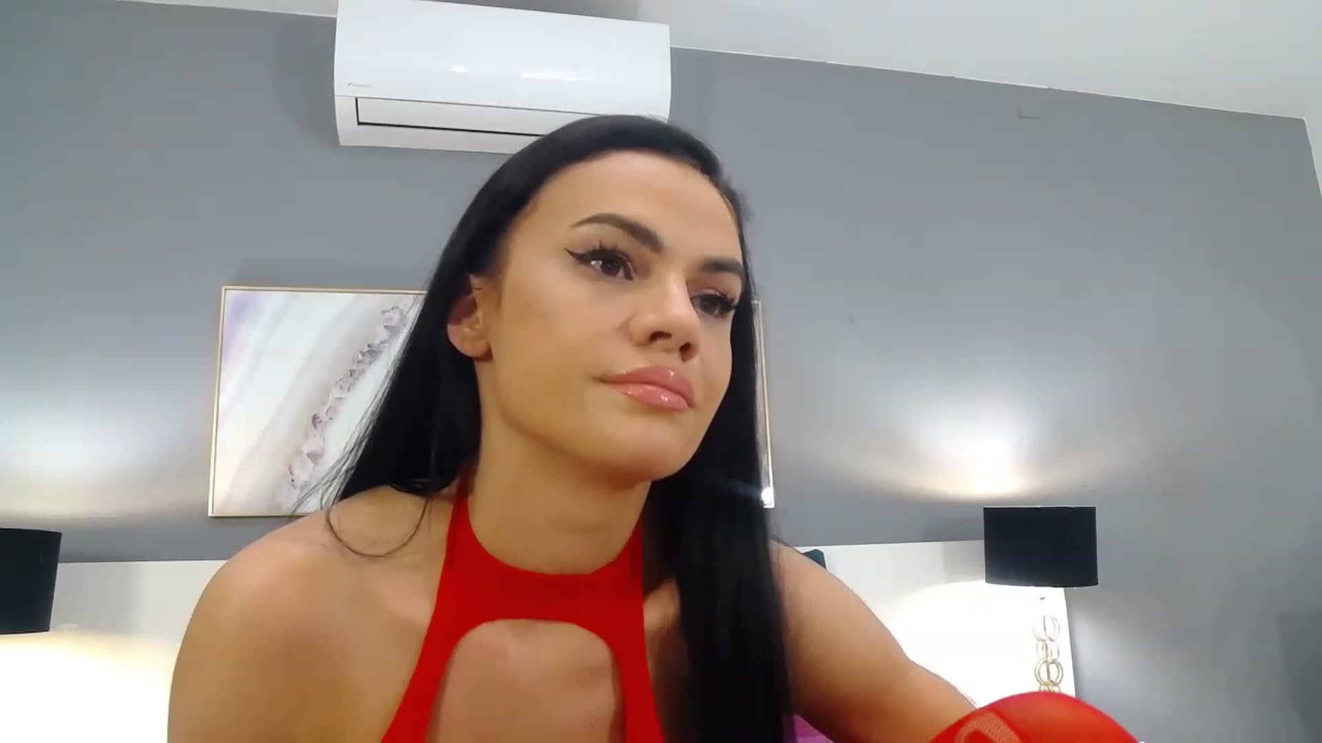 Gallery image thumbnail from Sophiejoulia's myfreecams stream on, 05/14/2023, 18:55 image 14 of 20