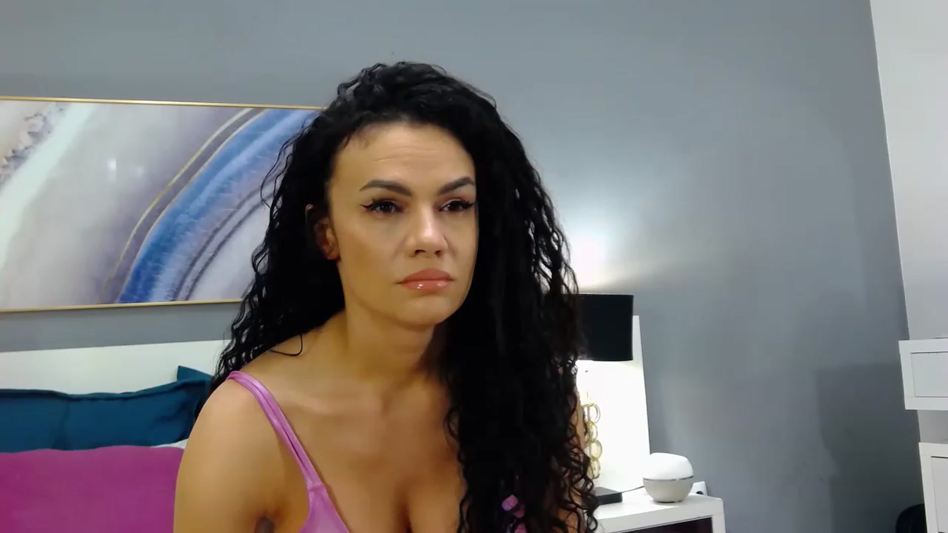 Gallery image thumbnail from Sophiejoulia's myfreecams stream on, 06/12/2023, 18:07 image 5 of 20