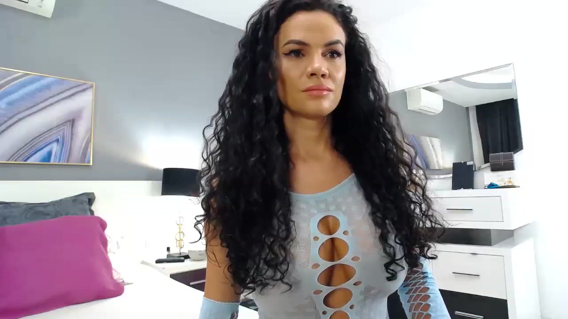 Gallery image thumbnail from Sophiejoulia's myfreecams stream on, 07/29/2023, 19:56 image 14 of 20