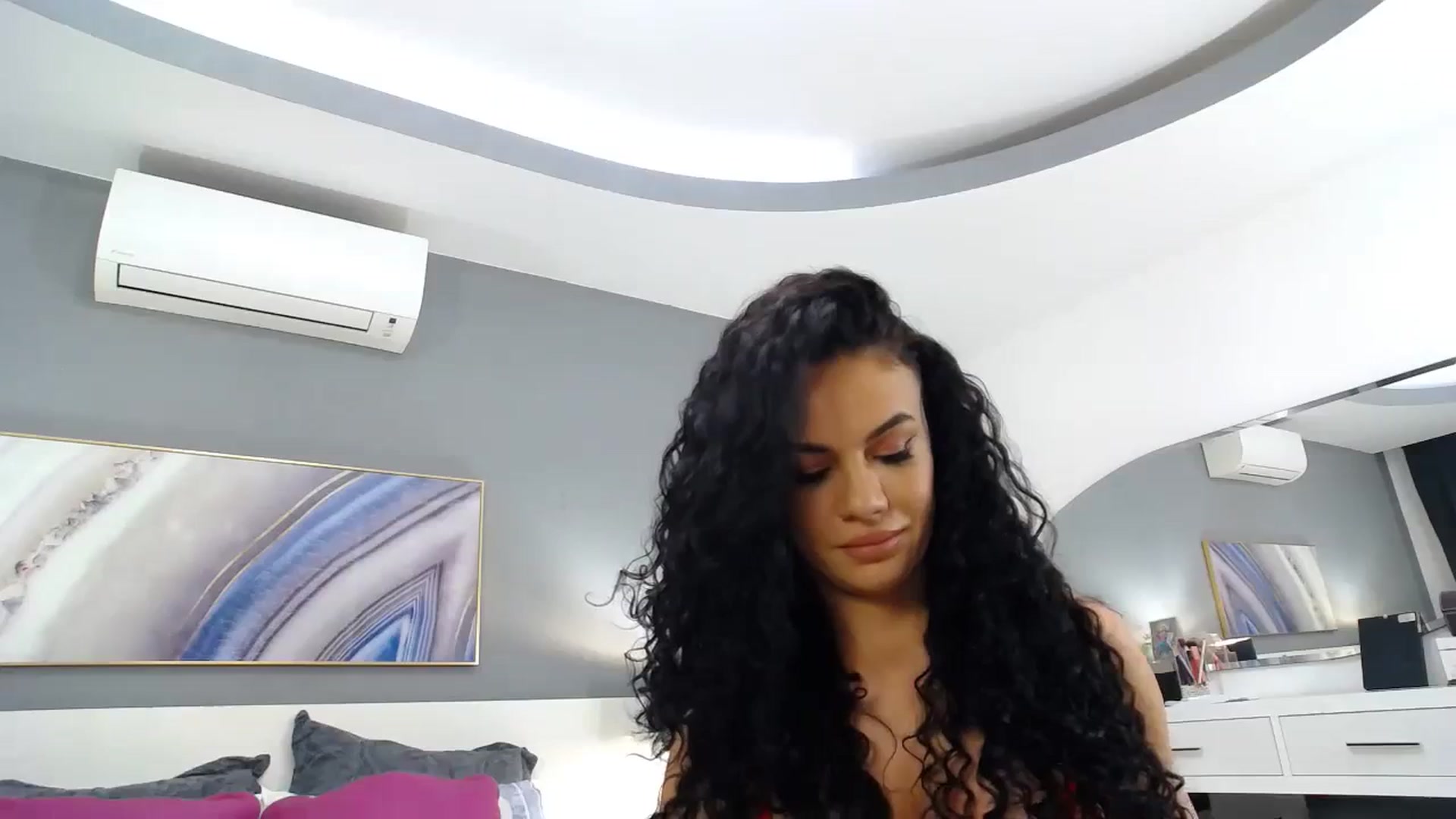 Gallery image thumbnail from Sophiejoulia's myfreecams stream on, 08/20/2023, 19:46 image 17 of 20