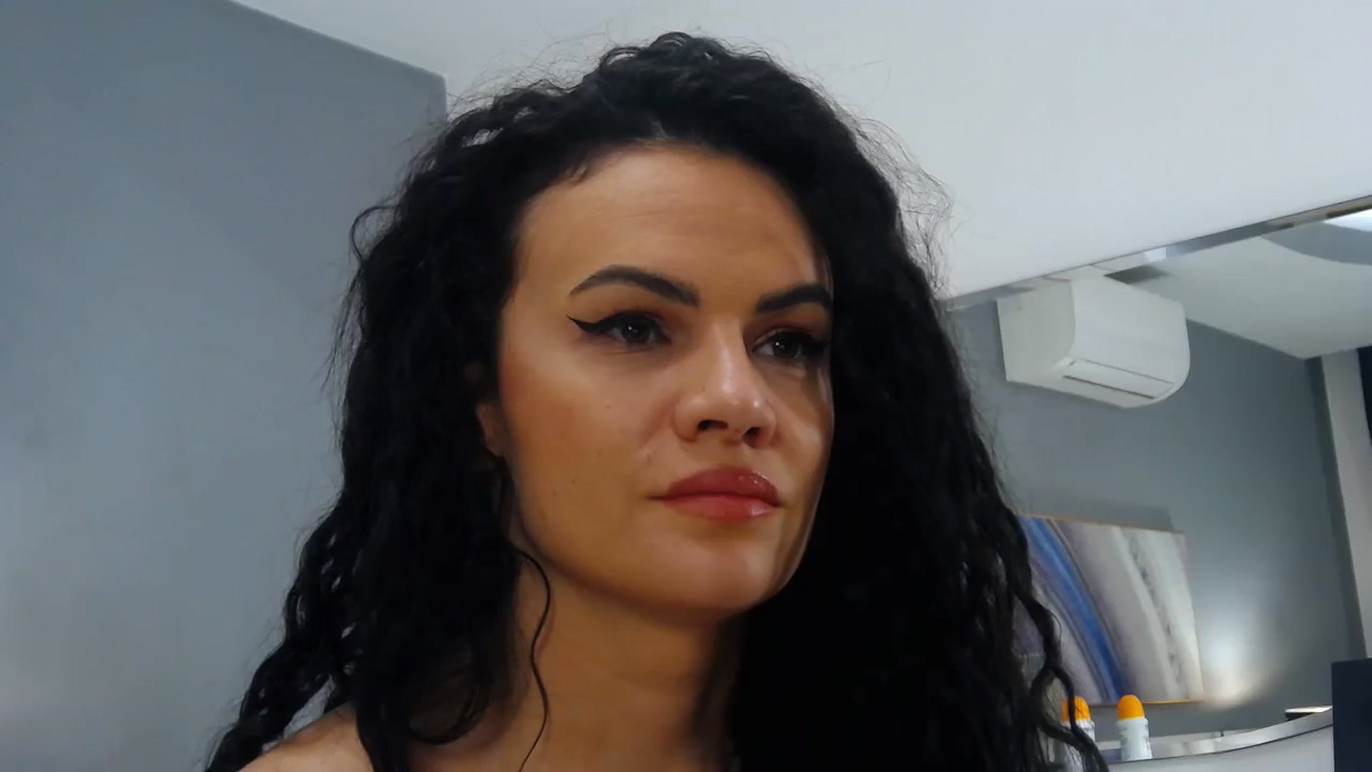 Gallery image thumbnail from Sophiejoulia's myfreecams stream on, 11/23/2023, 19:52 image 2 of 20