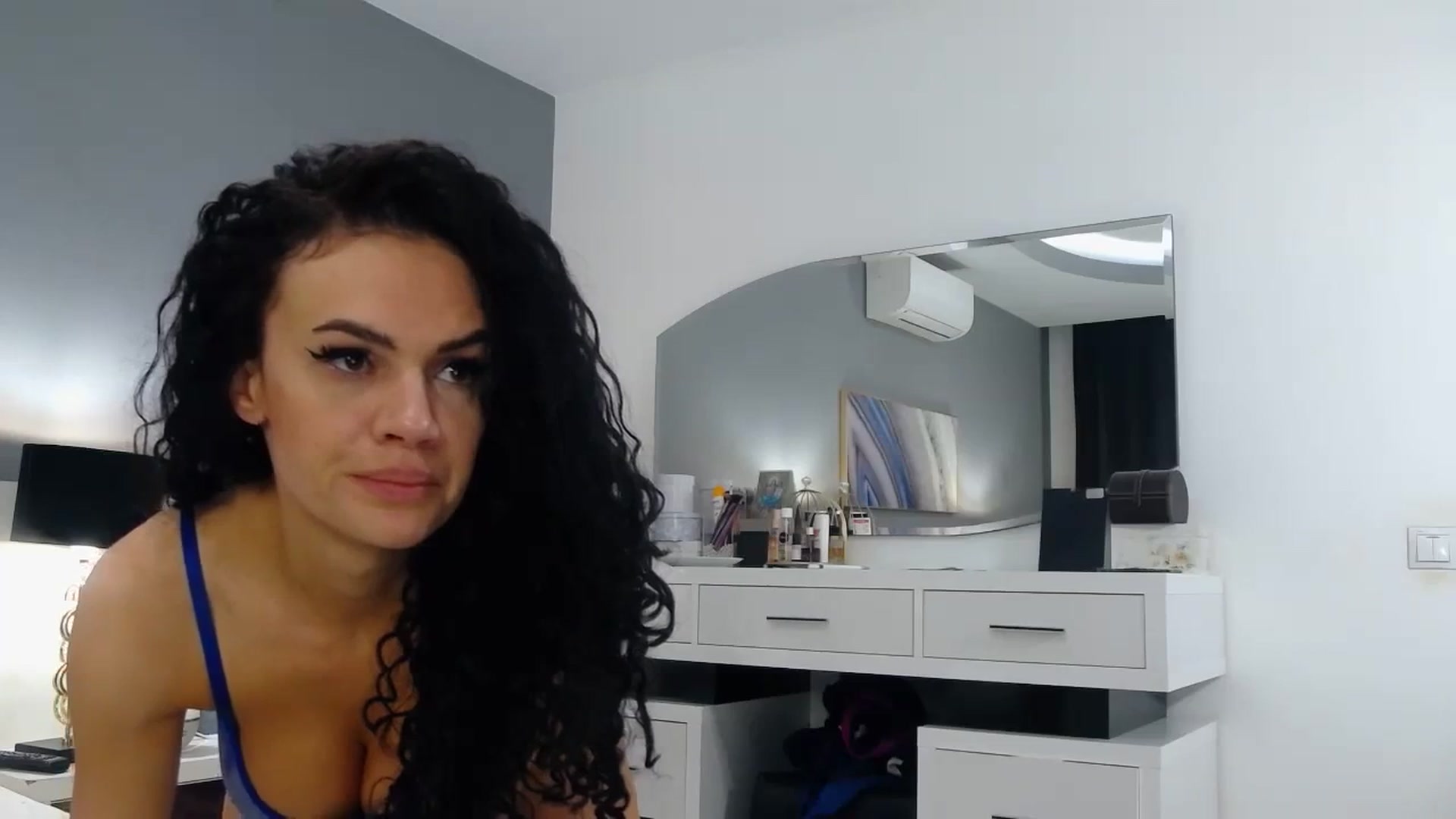 Gallery image thumbnail from Sophiejoulia's myfreecams stream on, 02/18/2024, 18:25 image 15 of 20