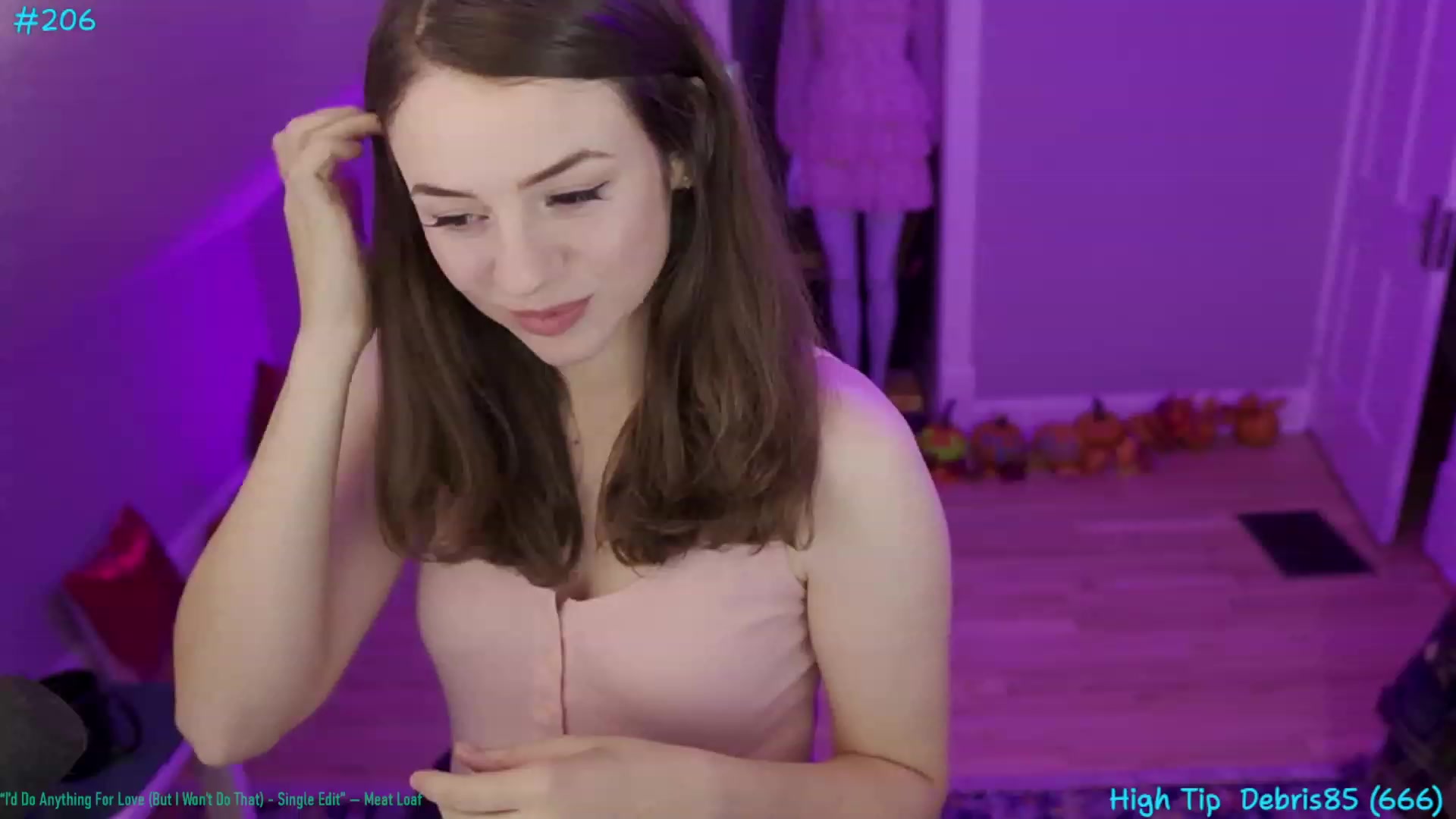 Gallery image thumbnail from SophiesBobs's myfreecams stream on, 11/06/2023, 07:52 image 5 of 20