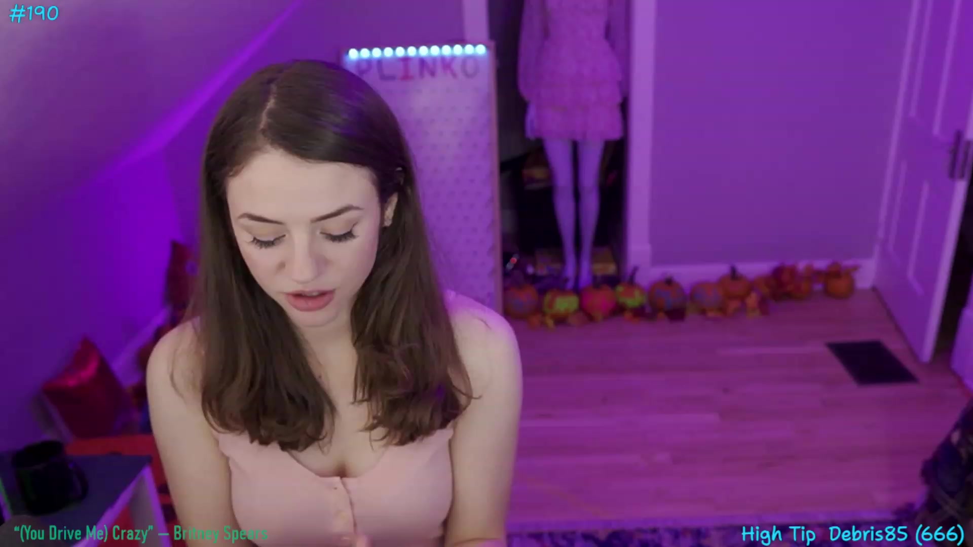 Gallery image thumbnail from SophiesBobs's myfreecams stream on, 11/06/2023, 07:52 image 11 of 20