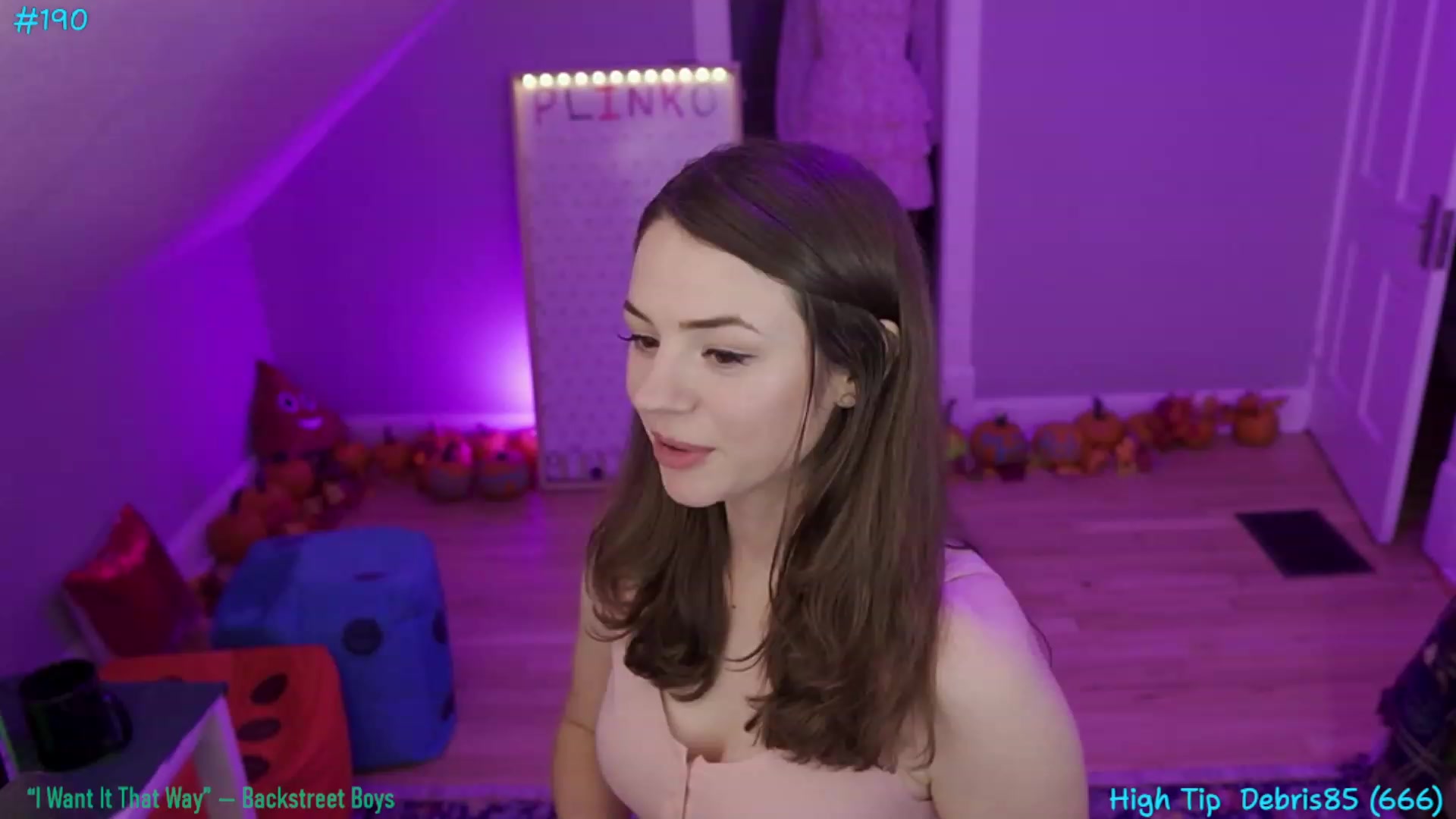 Gallery image thumbnail from SophiesBobs's myfreecams stream on, 11/06/2023, 07:52 image 10 of 20