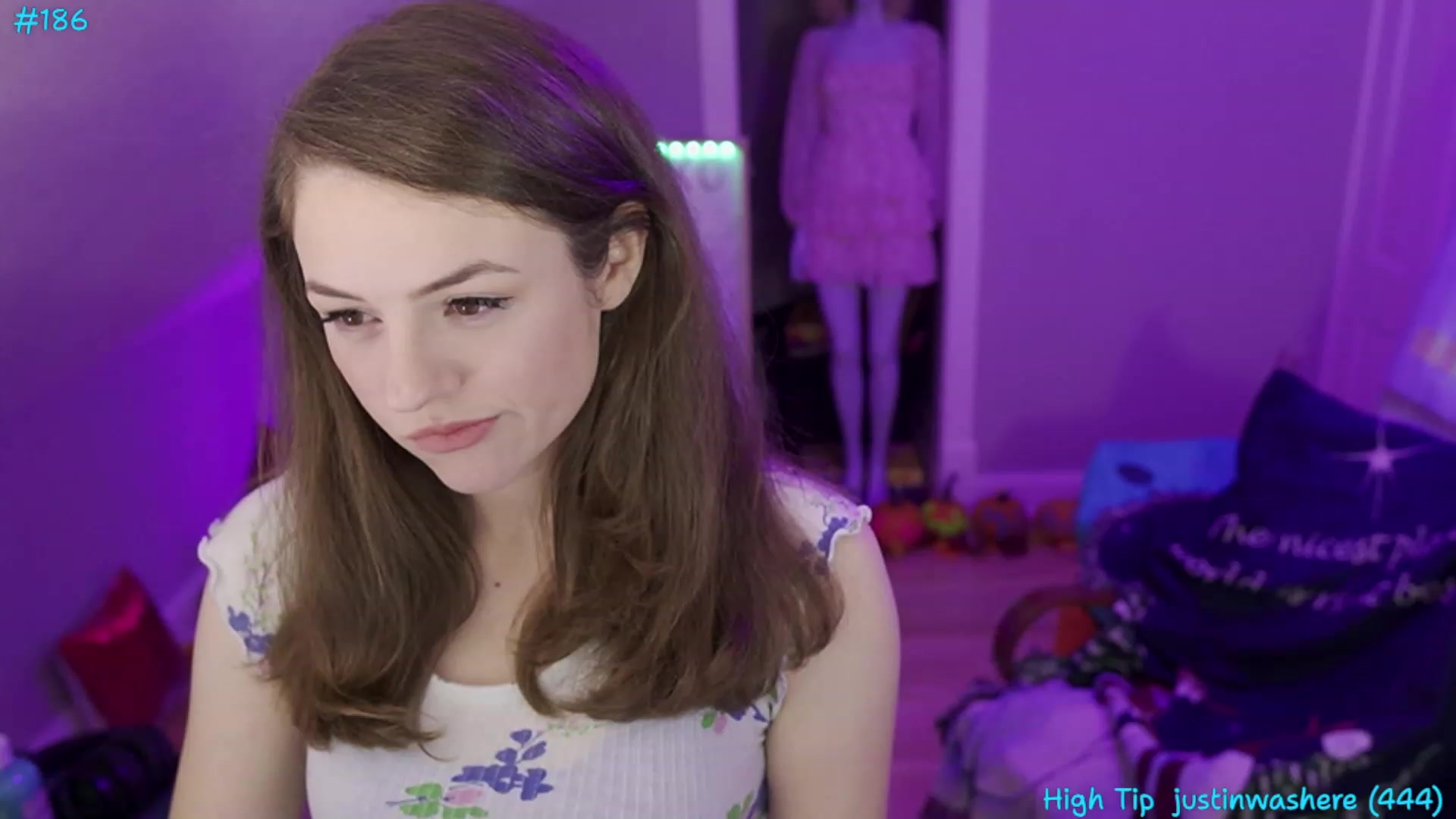 Gallery image thumbnail from SophiesBobs's myfreecams stream on, 11/10/2023, 06:06 image 4 of 20