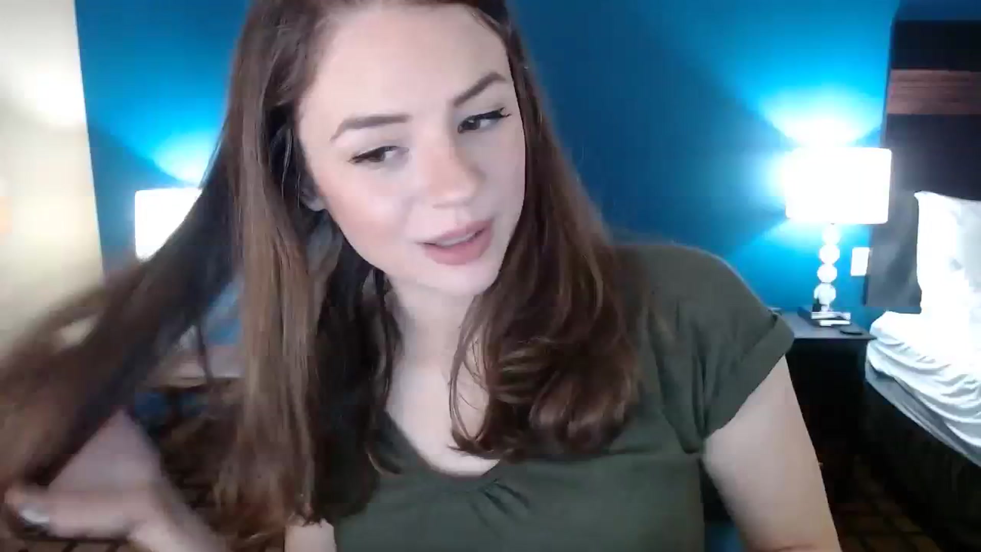 Gallery image thumbnail from SophiesBobs's myfreecams stream on, 11/12/2023, 05:03 image 1 of 20