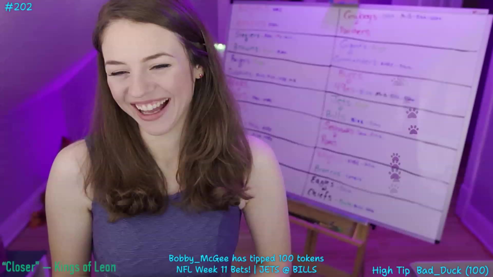 Gallery image thumbnail from SophiesBobs's myfreecams stream on, 11/16/2023, 05:36 image 13 of 20
