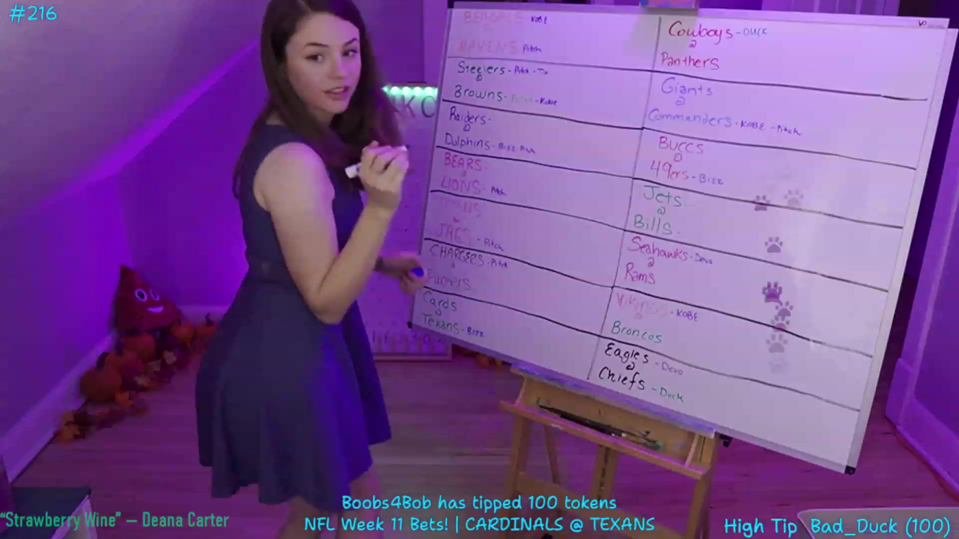 Gallery image thumbnail from SophiesBobs's myfreecams stream on, 11/16/2023, 05:36 image 7 of 20