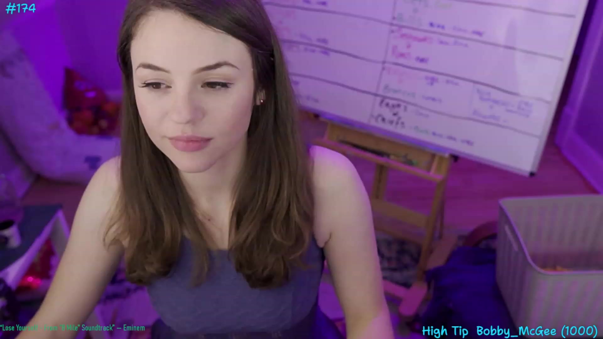 Gallery image thumbnail from SophiesBobs's myfreecams stream on, 11/16/2023, 08:36 image 17 of 20