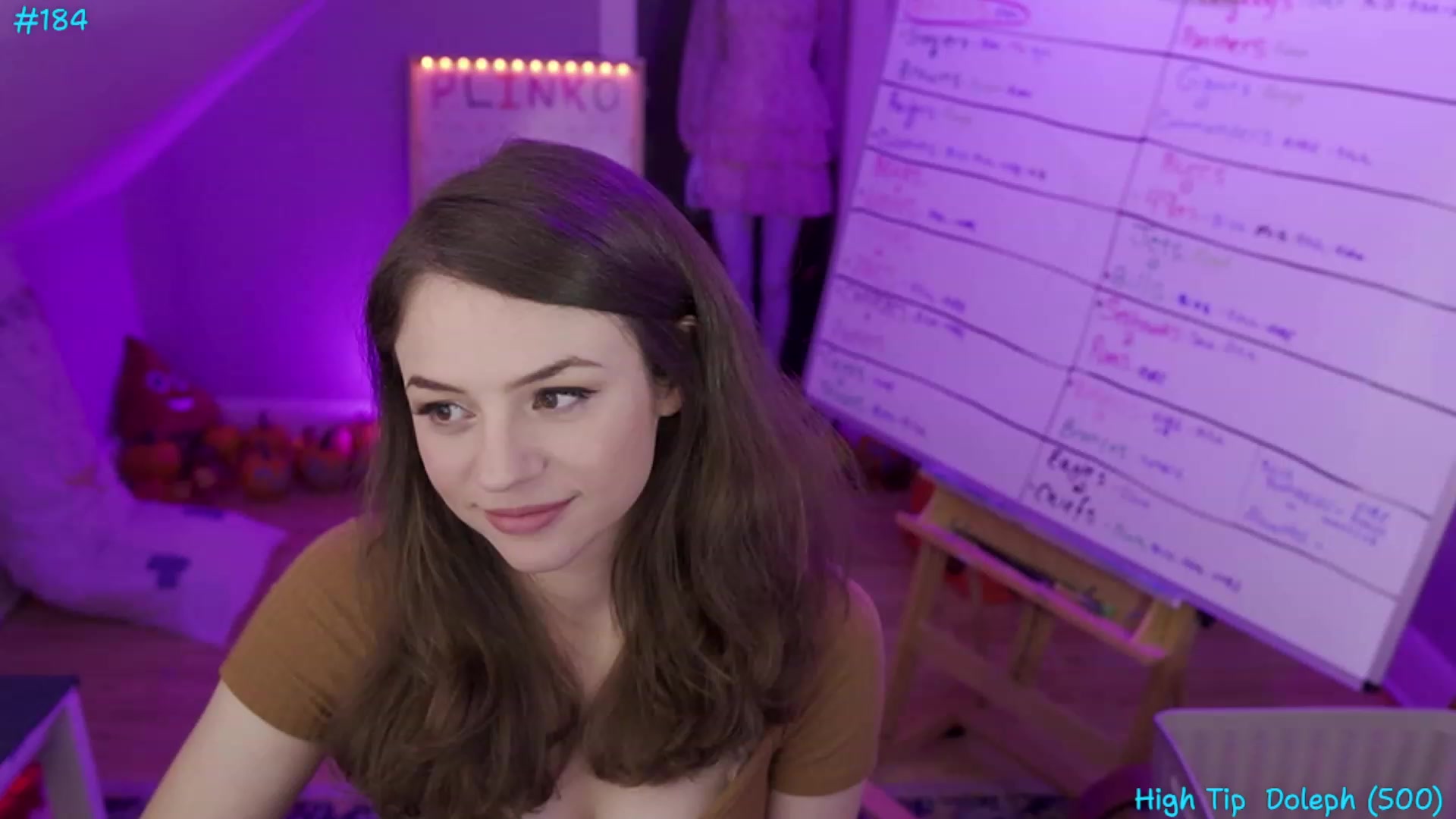 Gallery image thumbnail from SophiesBobs's myfreecams stream on, 11/17/2023, 07:20 image 18 of 20