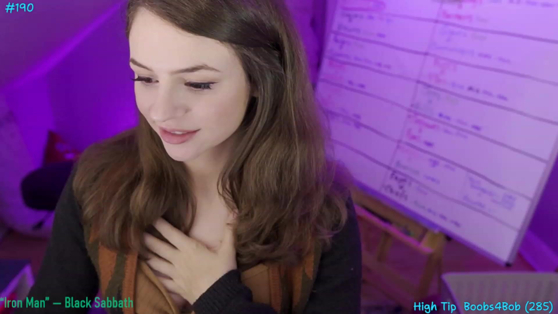 Gallery image thumbnail from SophiesBobs's myfreecams stream on, 11/17/2023, 07:20 image 1 of 20