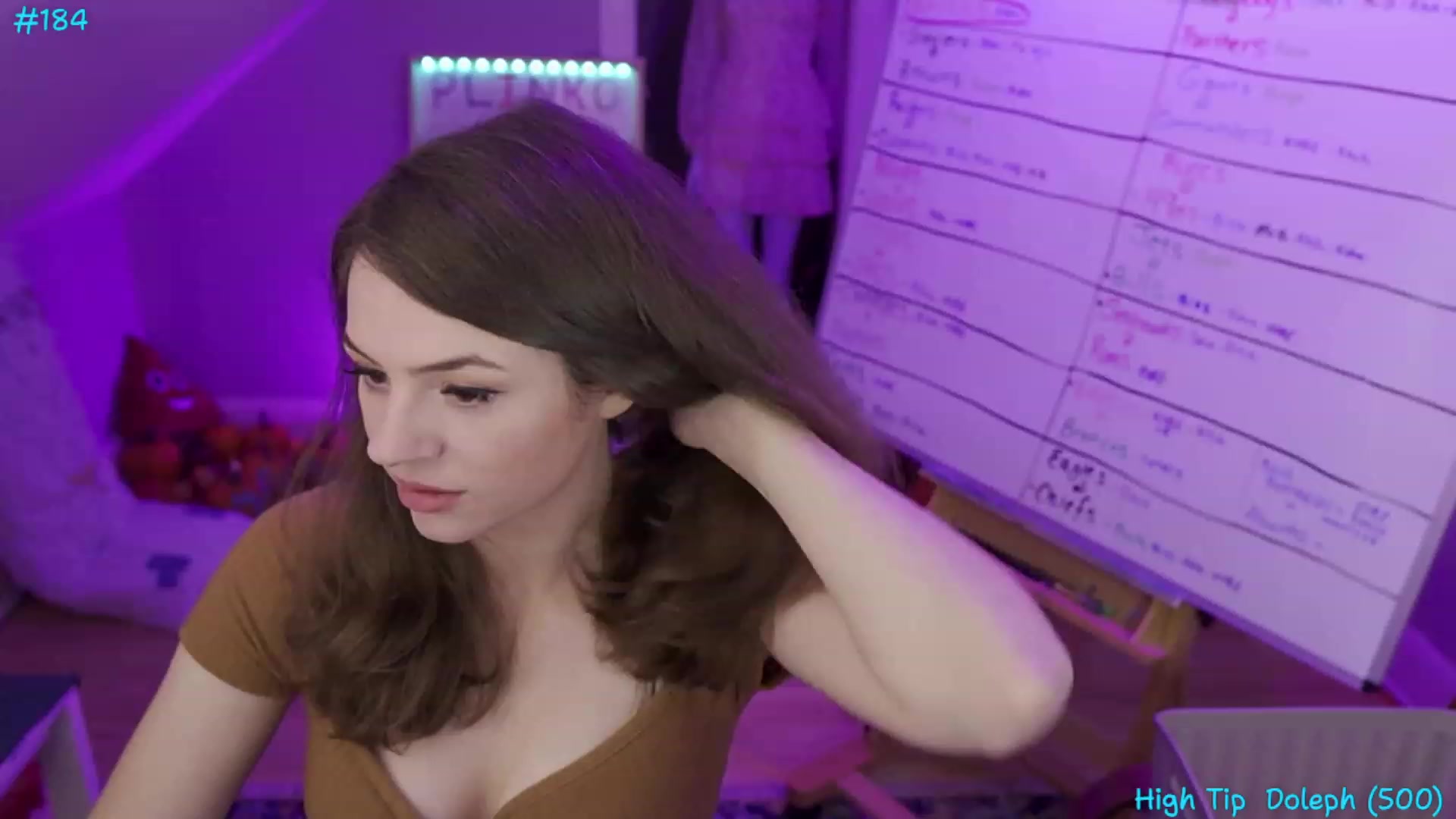 Gallery image thumbnail from SophiesBobs's myfreecams stream on, 11/17/2023, 07:20 image 19 of 20
