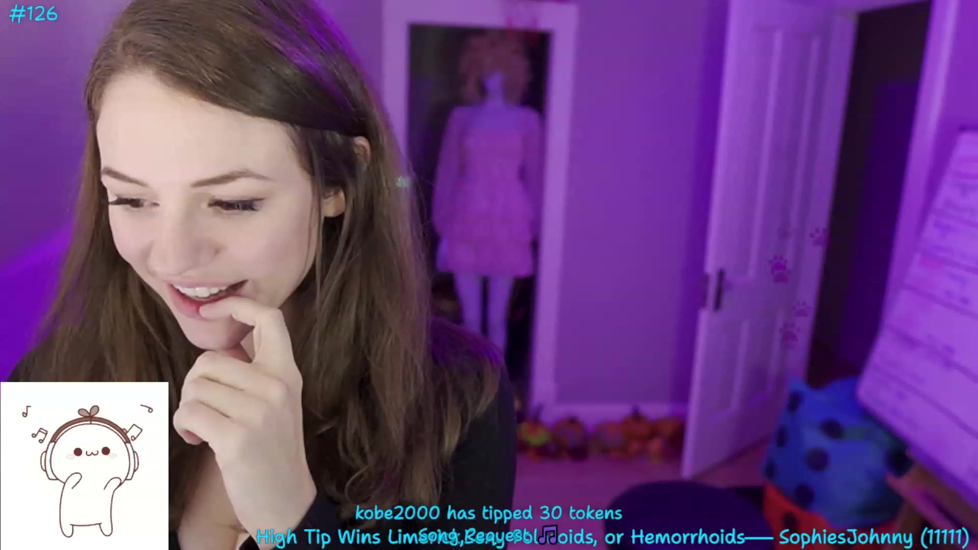 Gallery image thumbnail from SophiesBobs's myfreecams stream on, 11/18/2023, 09:10 image 7 of 20