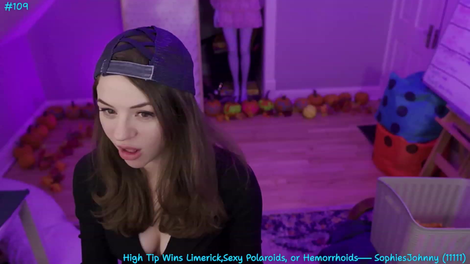 Gallery image thumbnail from SophiesBobs's myfreecams stream on, 11/18/2023, 11:08 image 2 of 20
