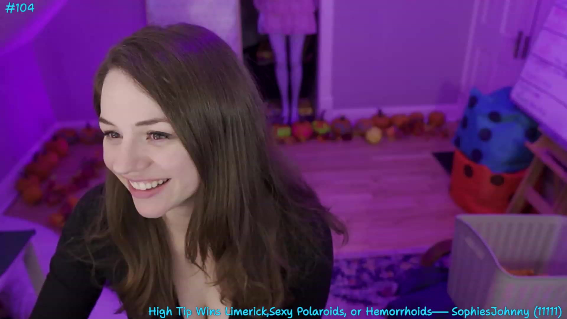 Gallery image thumbnail from SophiesBobs's myfreecams stream on, 11/18/2023, 11:08 image 17 of 20