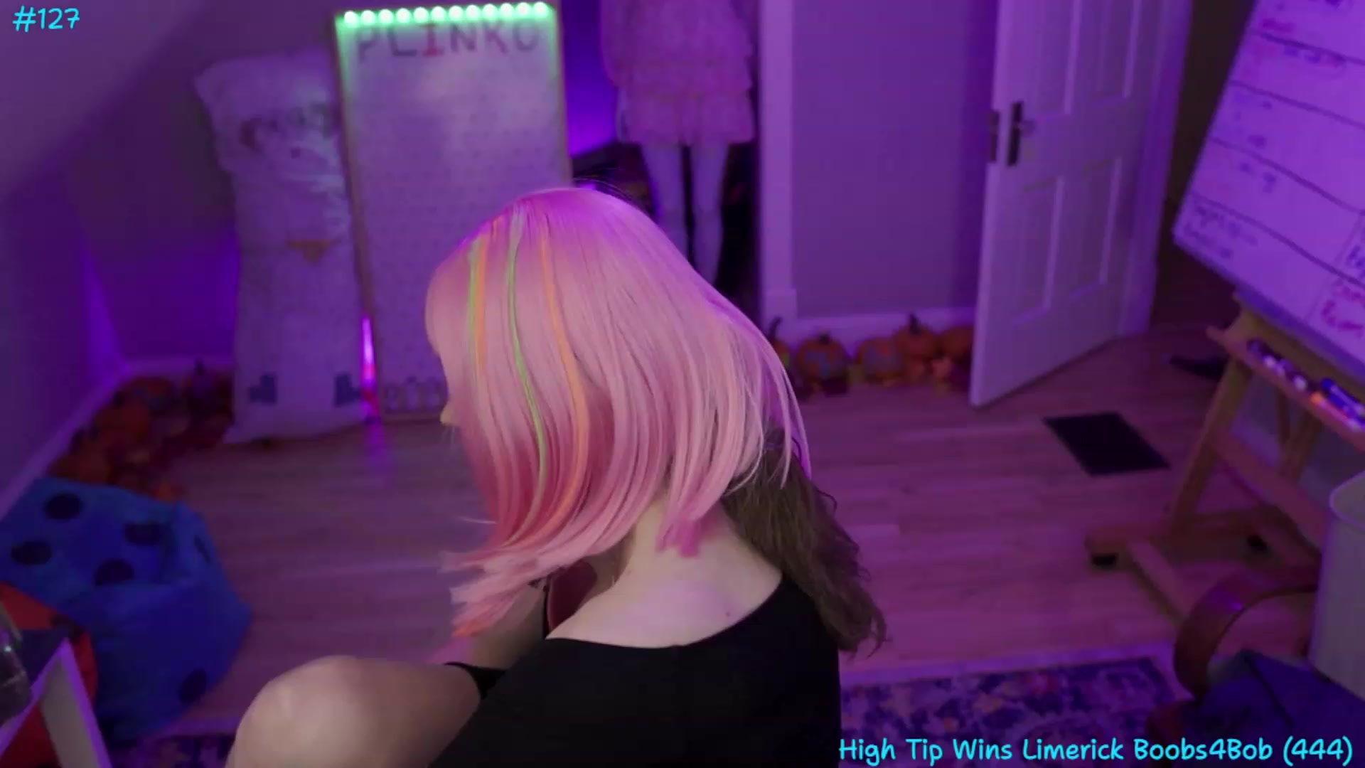 Gallery image thumbnail from SophiesBobs's myfreecams stream on, 11/25/2023, 06:53 image 18 of 20