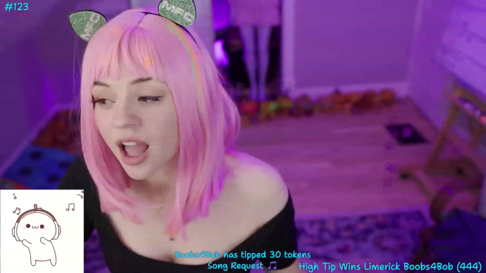 Gallery image thumbnail from SophiesBobs's myfreecams stream on, 11/25/2023, 09:23 image 2 of 20
