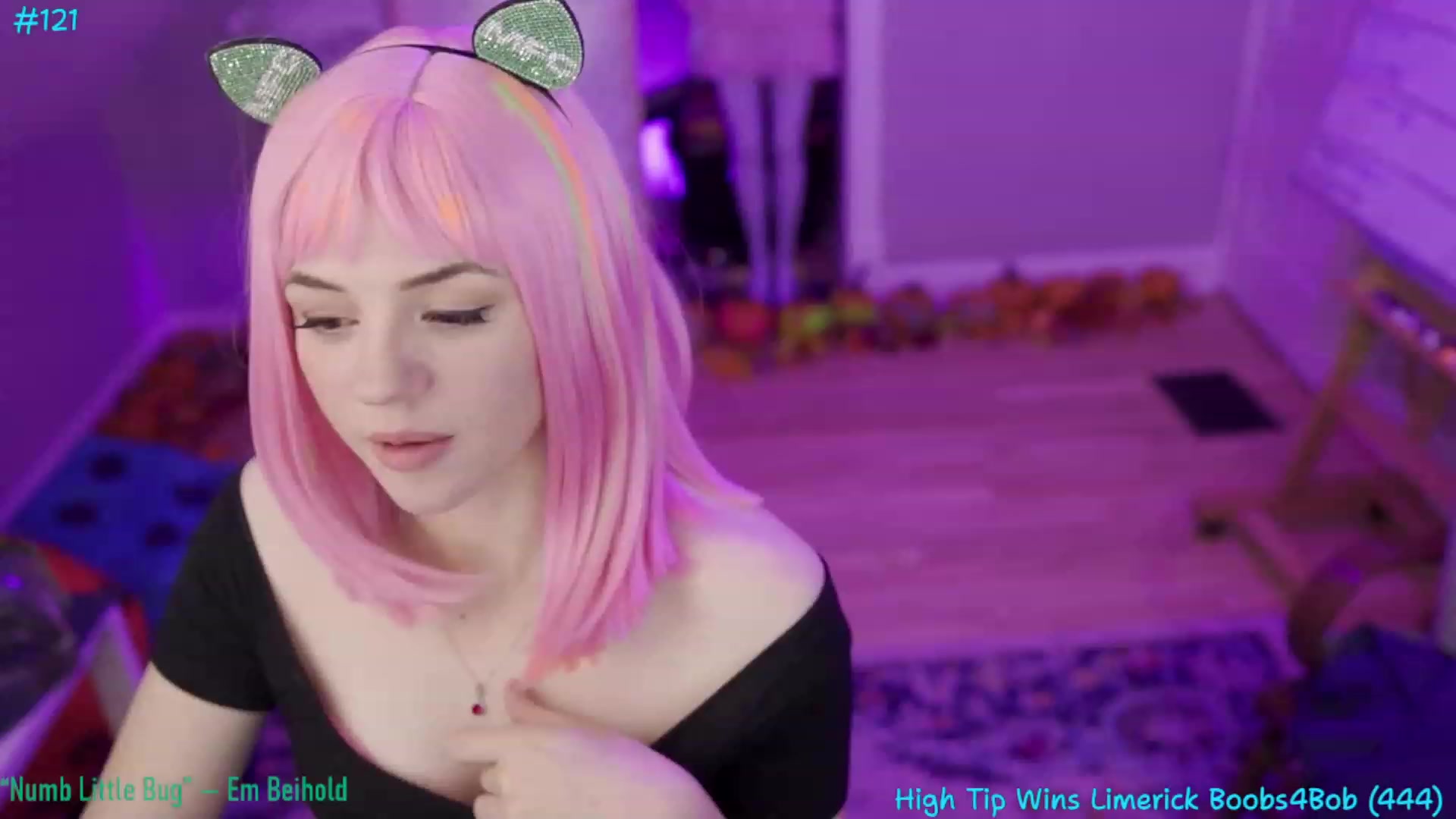 Gallery image thumbnail from SophiesBobs's myfreecams stream on, 11/25/2023, 09:23 image 5 of 20