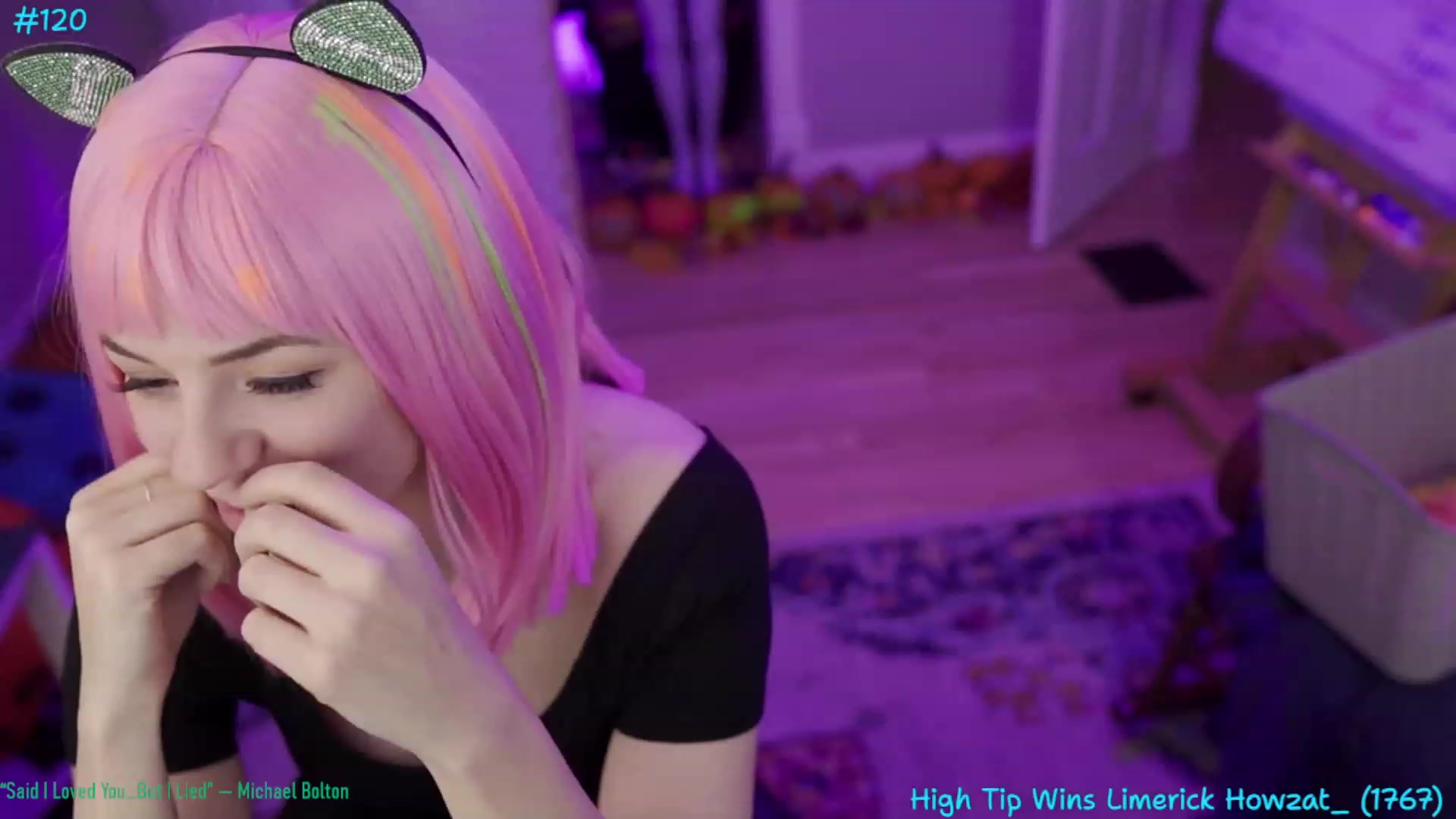 Gallery image thumbnail from SophiesBobs's myfreecams stream on, 11/25/2023, 09:23 image 15 of 20