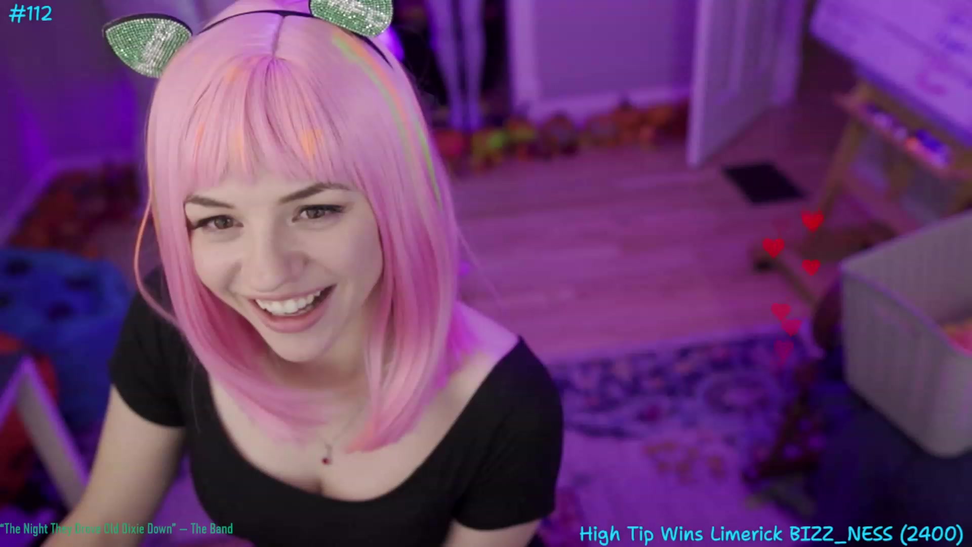 Gallery image thumbnail from SophiesBobs's myfreecams stream on, 11/25/2023, 10:03 image 18 of 20