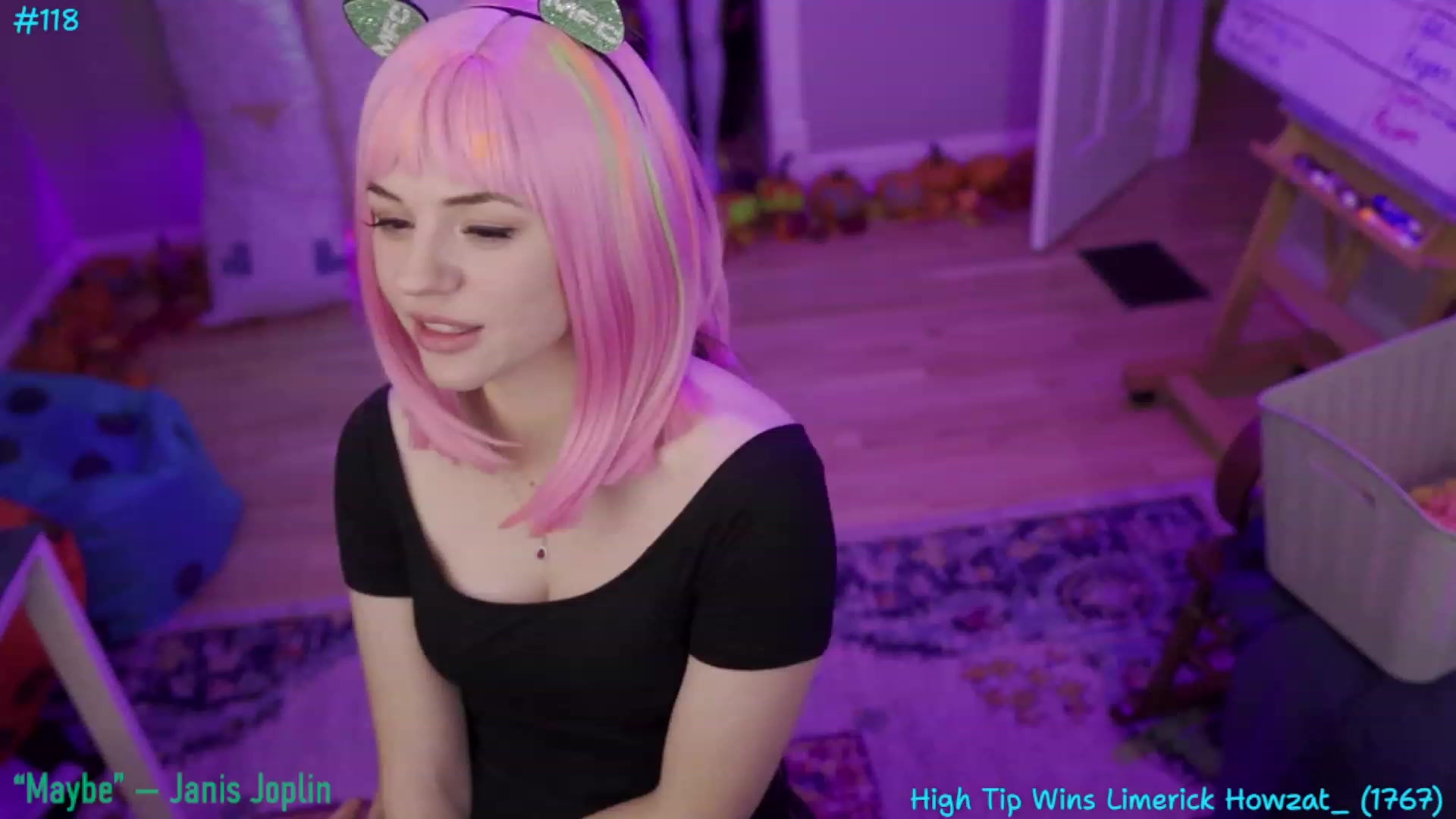 Gallery image thumbnail from SophiesBobs's myfreecams stream on, 11/25/2023, 10:03 image 15 of 20
