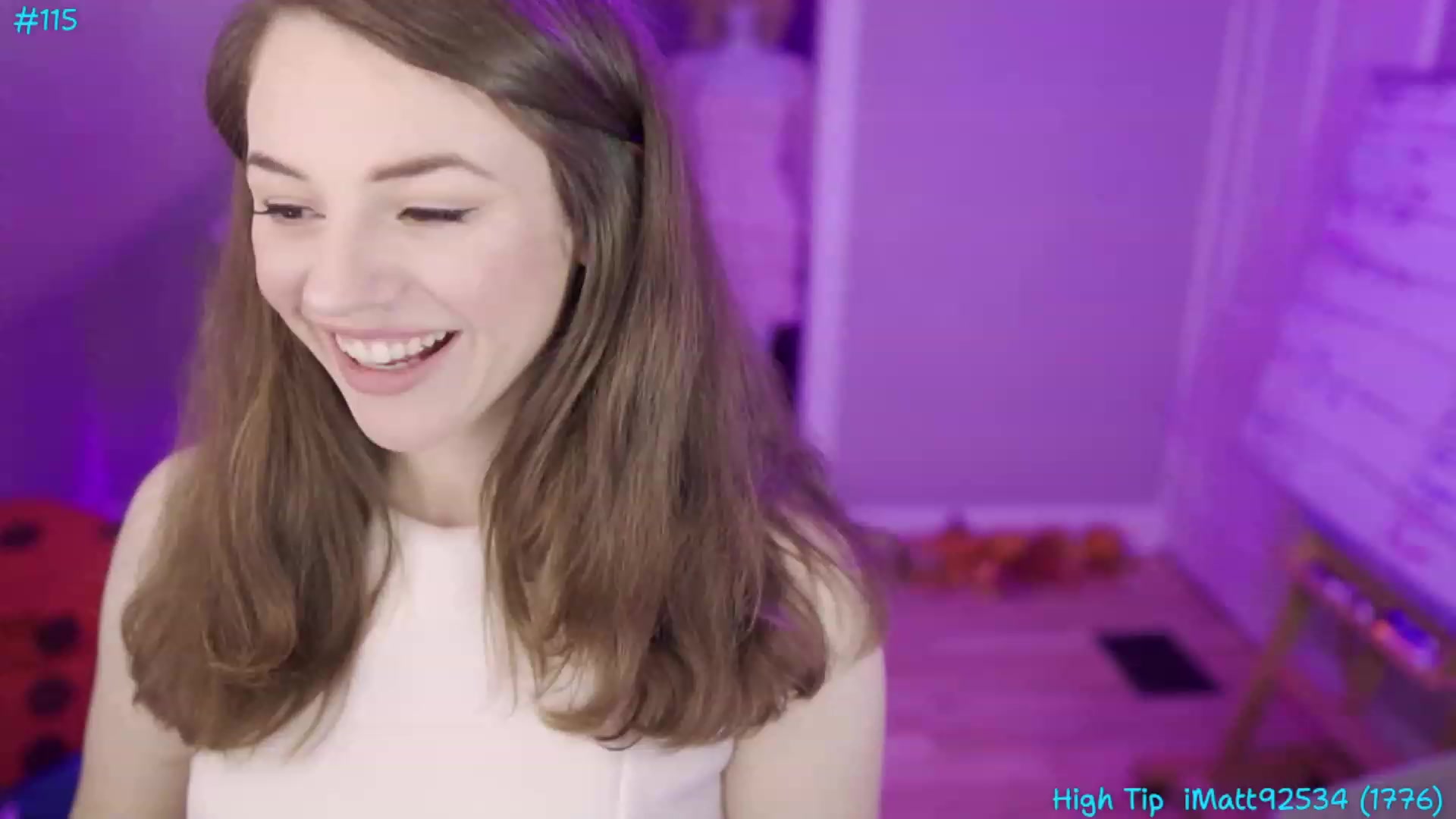 Gallery image thumbnail from SophiesBobs's myfreecams stream on, 11/26/2023, 07:35 image 12 of 20