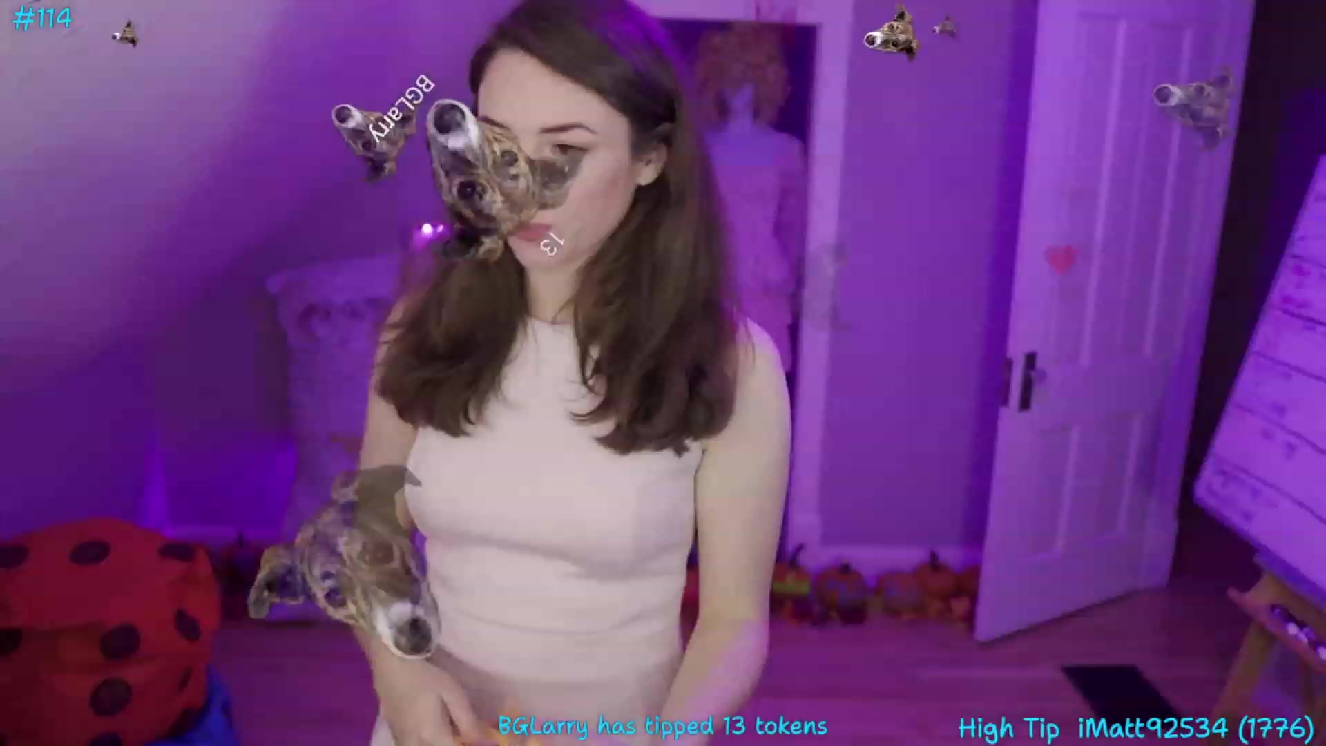 Gallery image thumbnail from SophiesBobs's myfreecams stream on, 11/26/2023, 07:35 image 16 of 20
