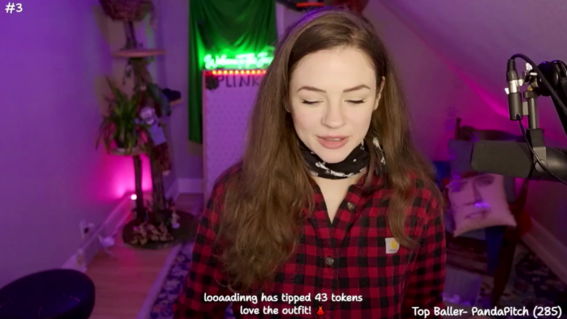 Gallery image thumbnail from SophiesJungle's myfreecams stream on, 07/15/2024, 04:15 image 14 of 20