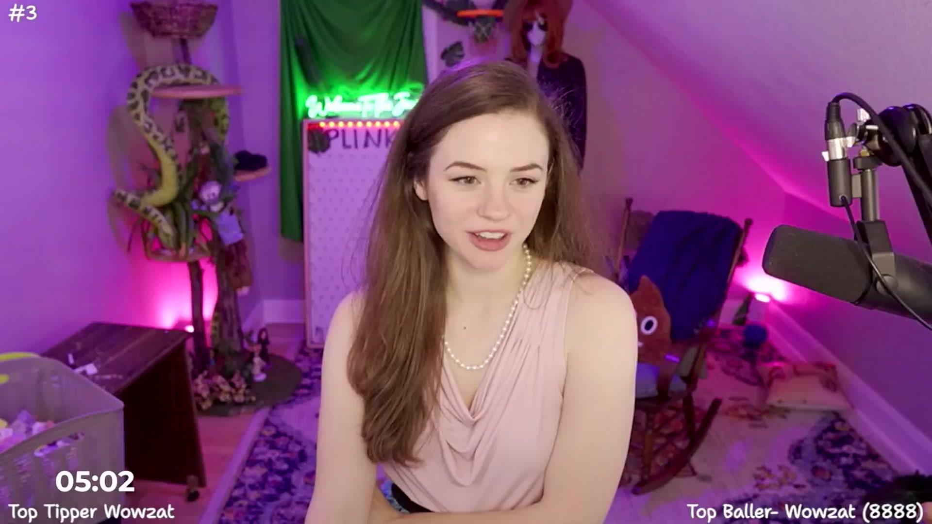 Gallery image thumbnail from SophiesJungle's myfreecams stream on, 07/21/2024, 10:34 image 18 of 20