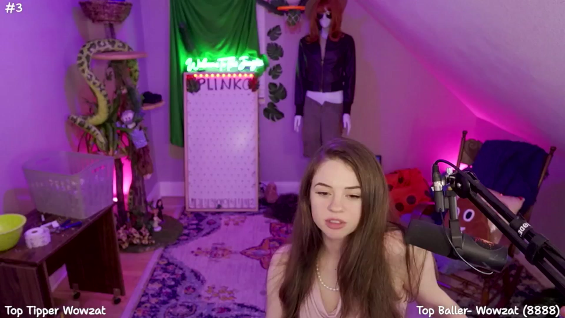 Gallery image thumbnail from SophiesJungle's myfreecams stream on, 07/21/2024, 11:51 image 4 of 20