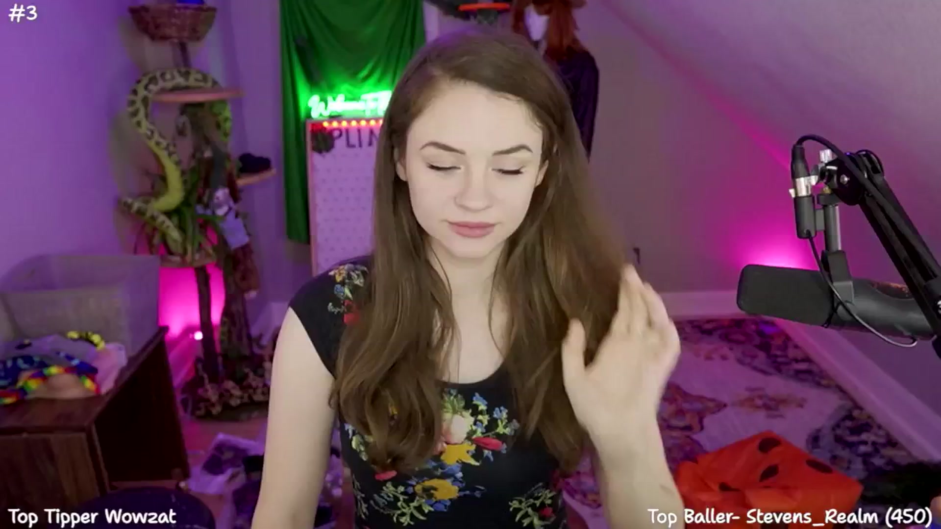 Gallery image thumbnail from SophiesJungle's myfreecams stream on, 07/23/2024, 04:01 image 19 of 20