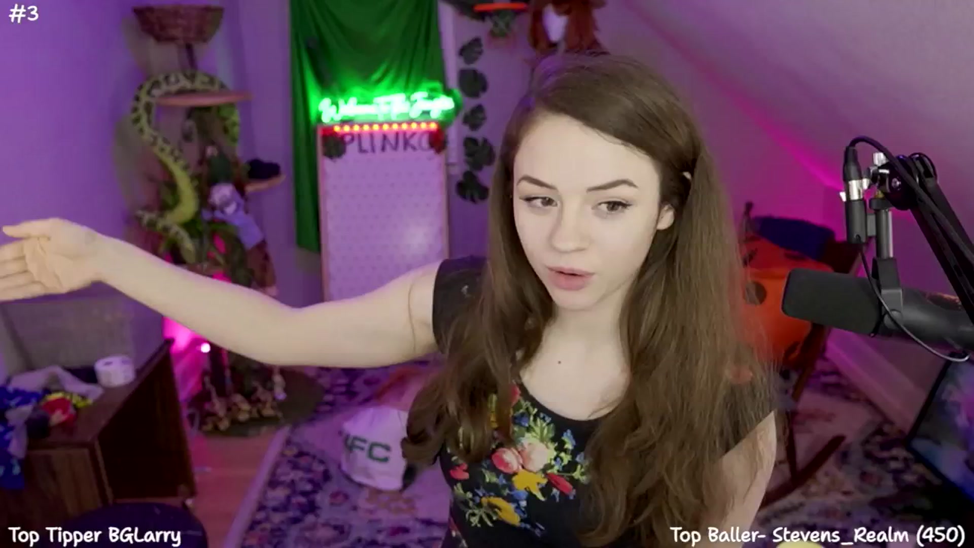 Gallery image thumbnail from SophiesJungle's myfreecams stream on, 07/23/2024, 08:08 image 12 of 20