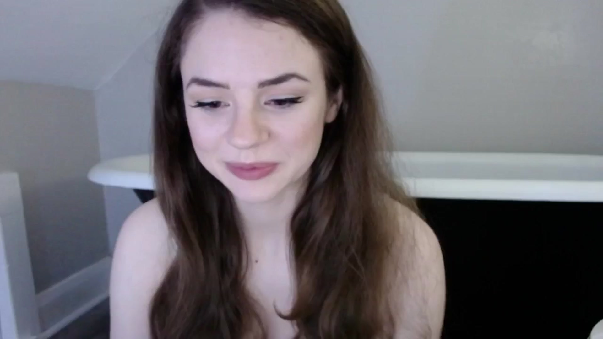 Gallery image thumbnail from SophiesJungle's myfreecams stream on, 07/25/2024, 04:21 image 7 of 20
