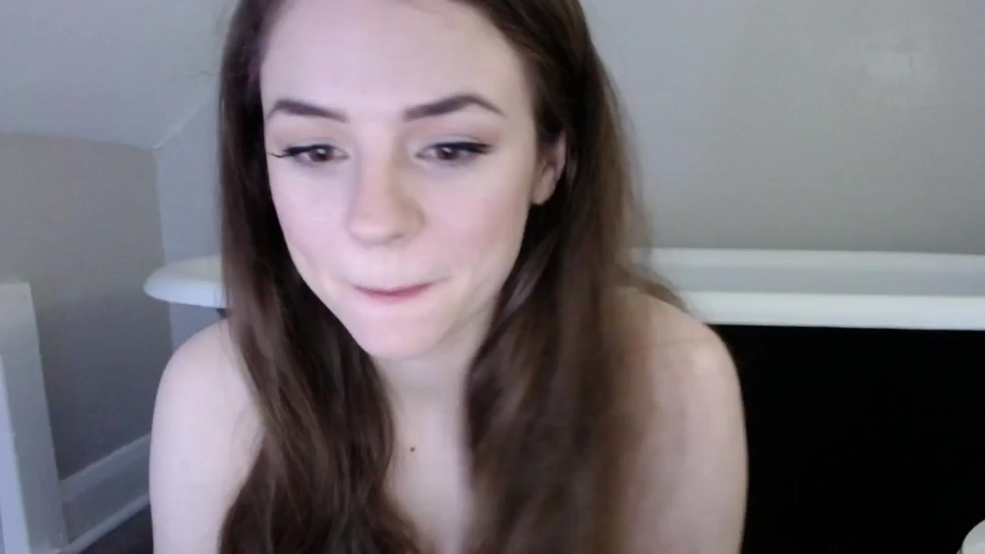 Gallery image thumbnail from SophiesJungle's myfreecams stream on, 07/25/2024, 04:21 image 2 of 20