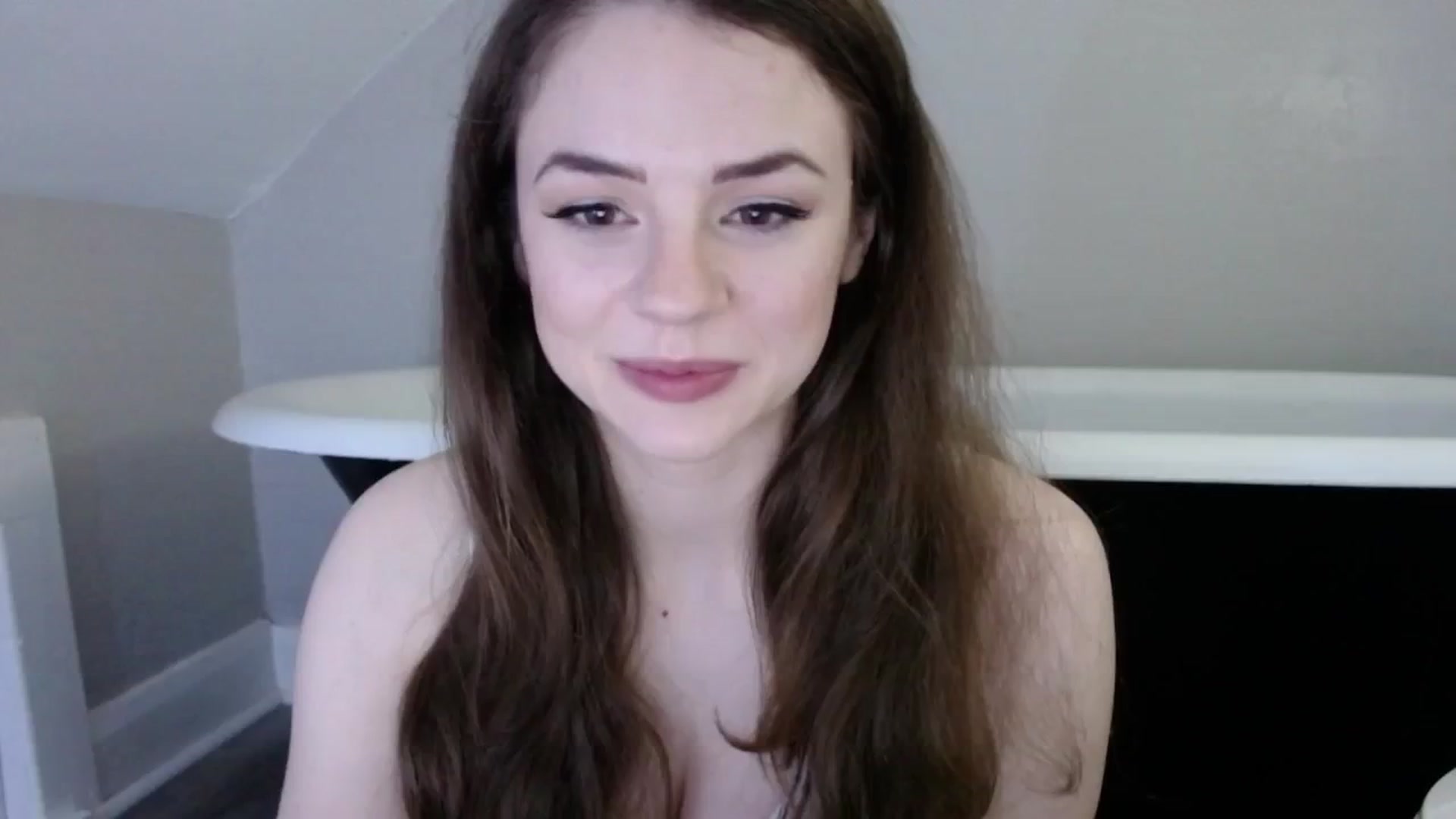 Gallery image thumbnail from SophiesJungle's myfreecams stream on, 07/25/2024, 04:21 image 3 of 20