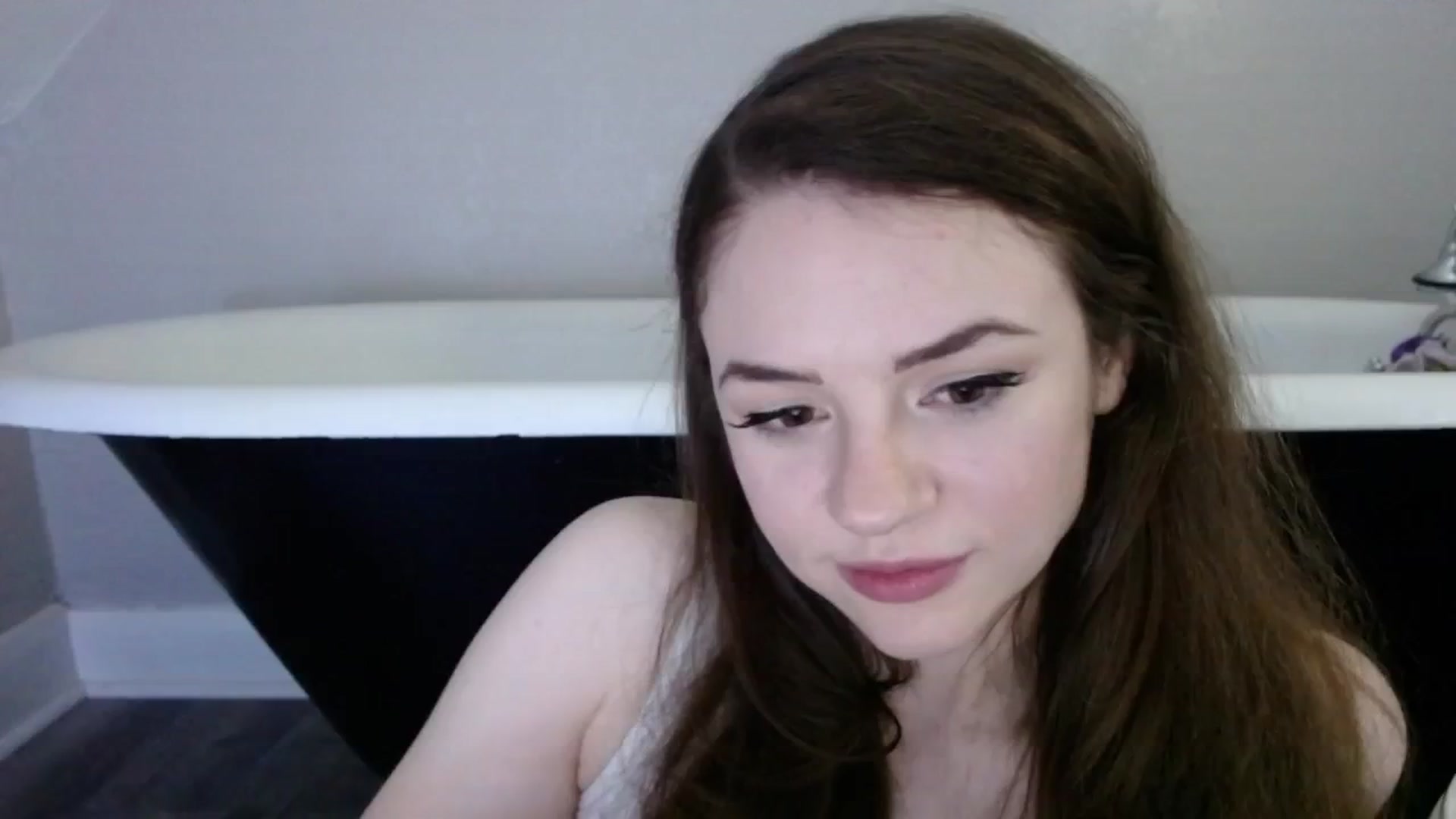 Gallery image thumbnail from SophiesJungle's myfreecams stream on, 07/25/2024, 04:49 image 20 of 20