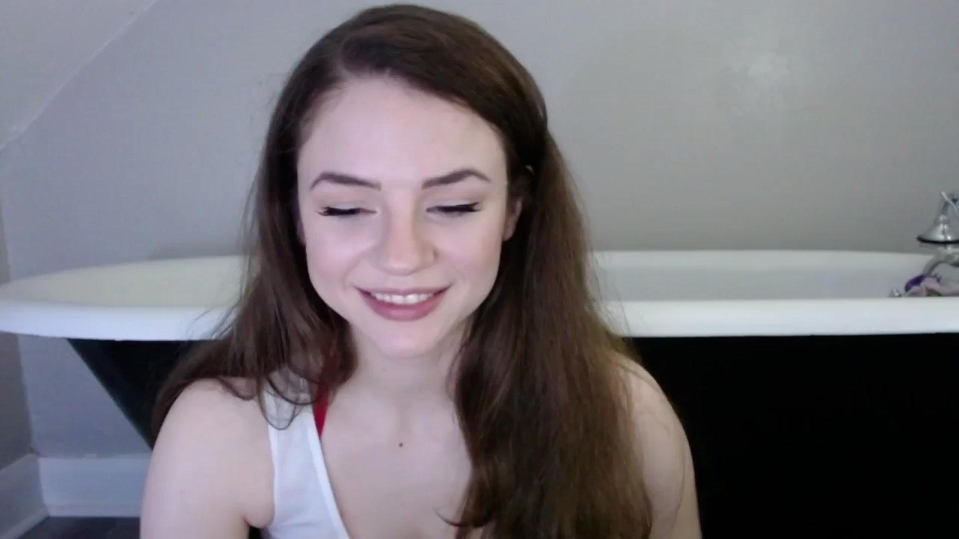 Gallery image thumbnail from SophiesJungle's myfreecams stream on, 07/25/2024, 04:49 image 14 of 20