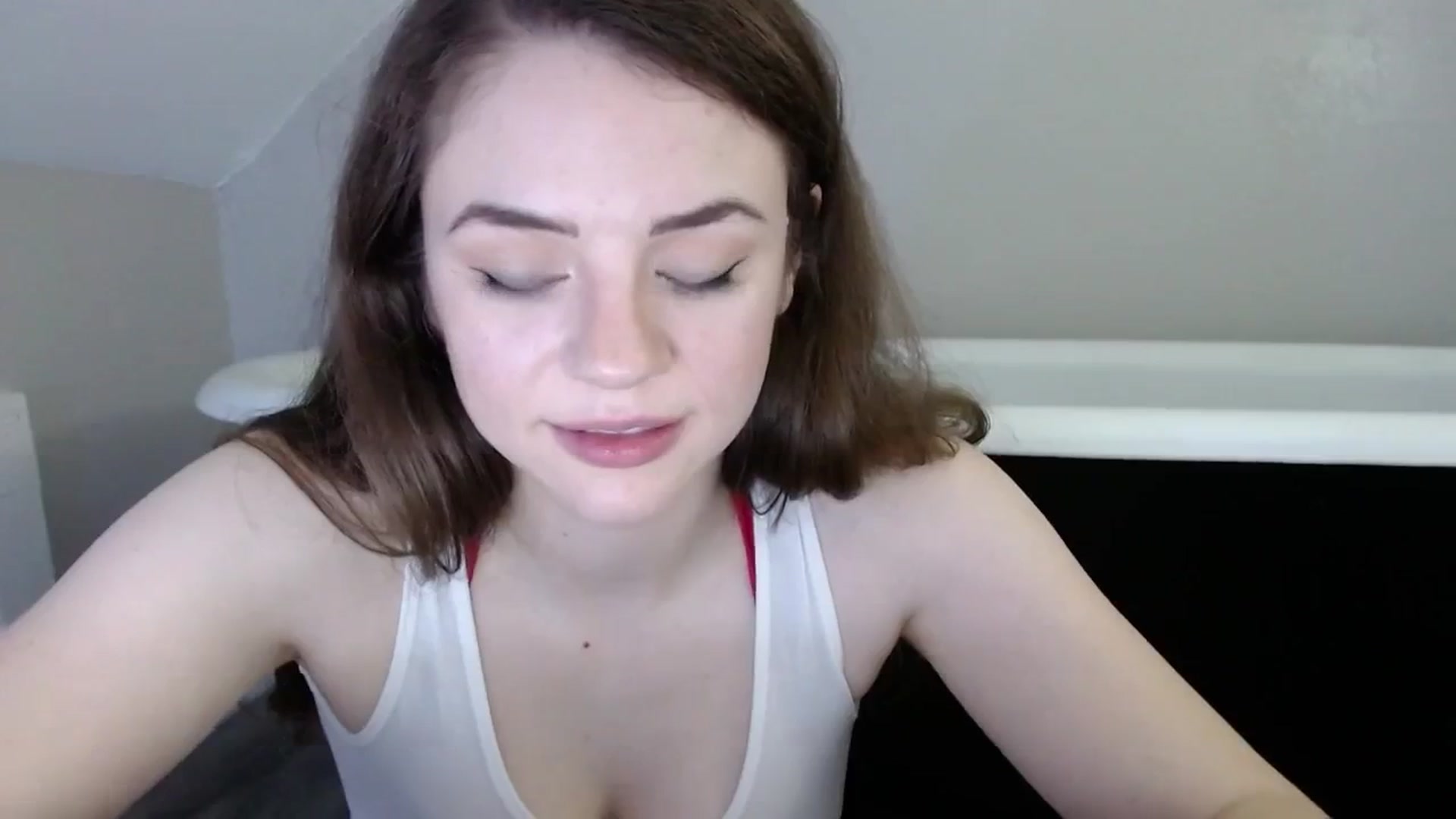 Gallery image thumbnail from SophiesJungle's myfreecams stream on, 07/25/2024, 05:06 image 17 of 20