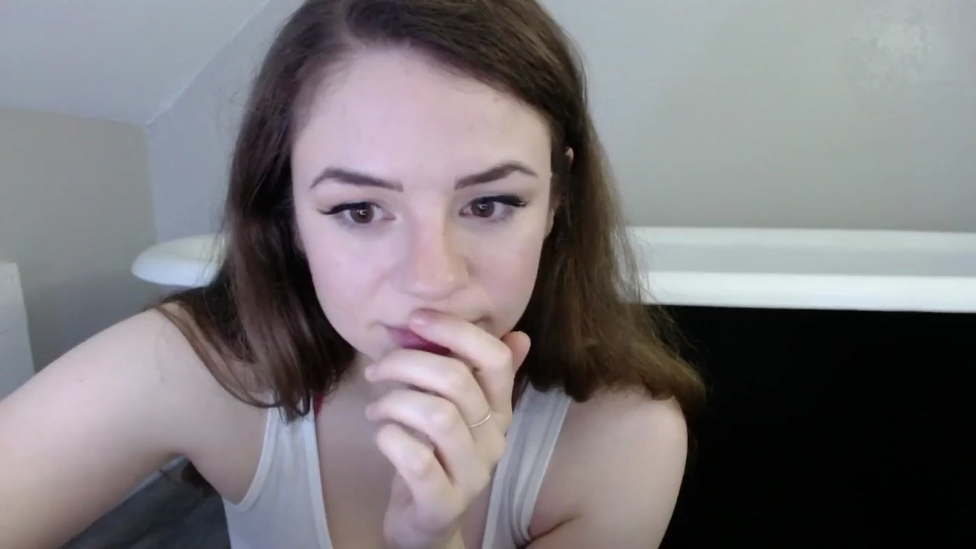 Gallery image thumbnail from SophiesJungle's myfreecams stream on, 07/25/2024, 05:06 image 16 of 20
