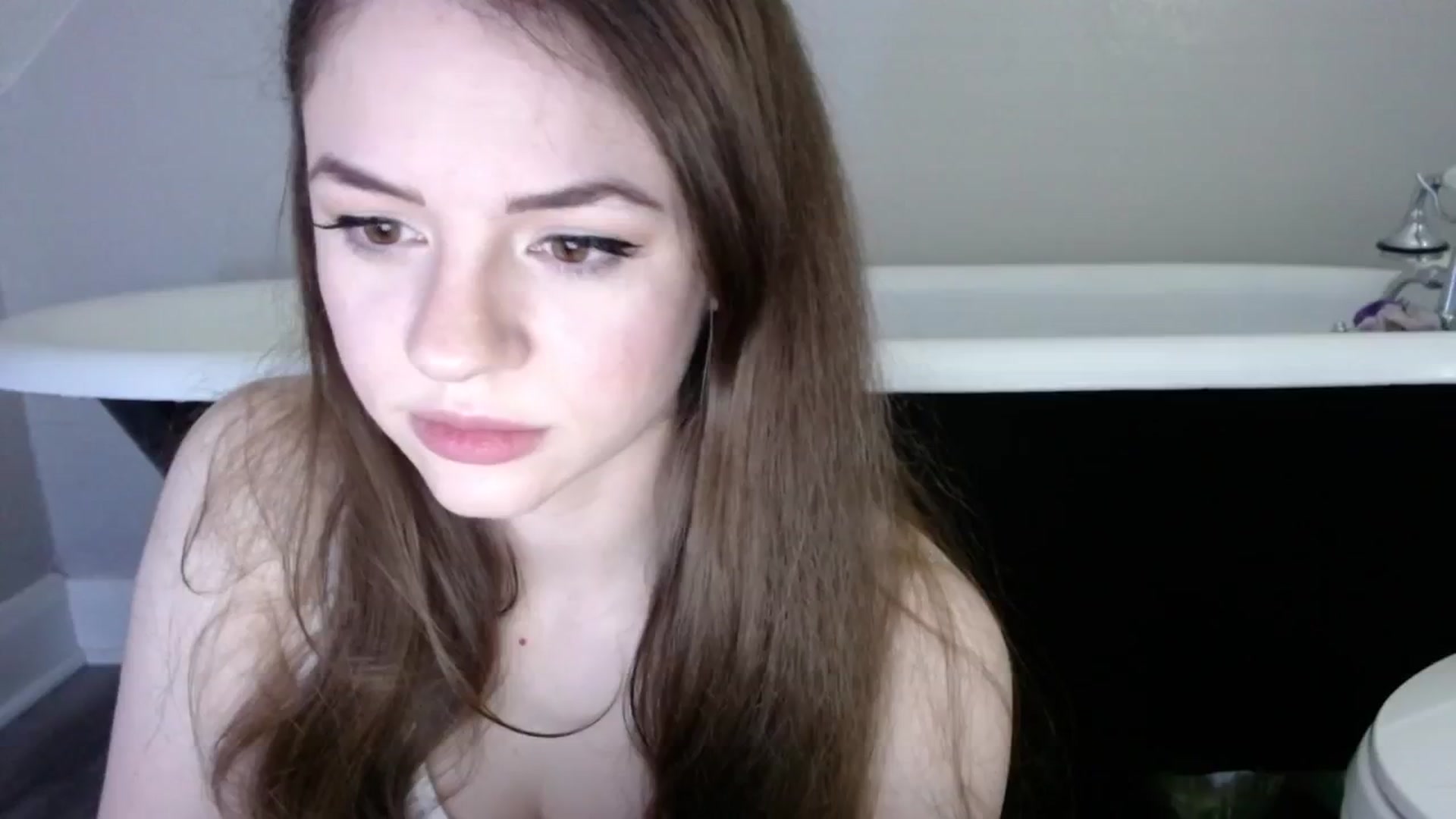 Gallery image thumbnail from SophiesJungle's myfreecams stream on, 07/25/2024, 05:06 image 1 of 20
