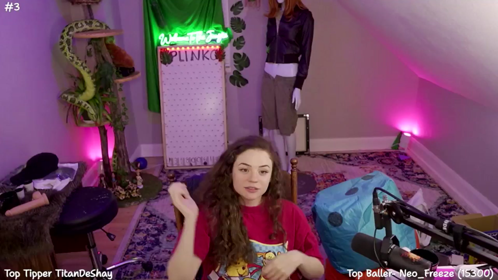 Gallery image thumbnail from SophiesJungle's myfreecams stream on, 07/25/2024, 11:05 image 14 of 20